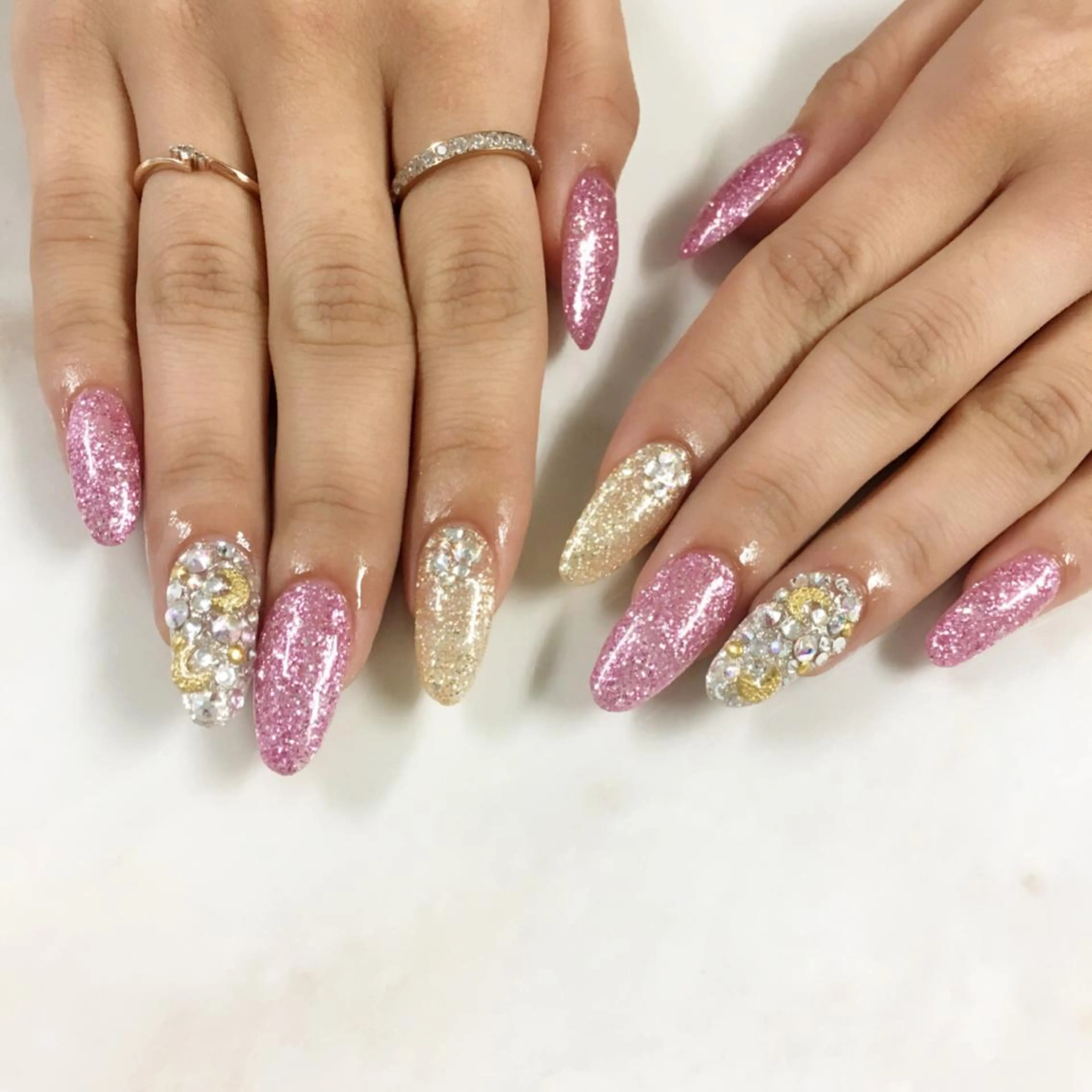 ネイル スカルプネイル SHINE NAILのネイルデザイン