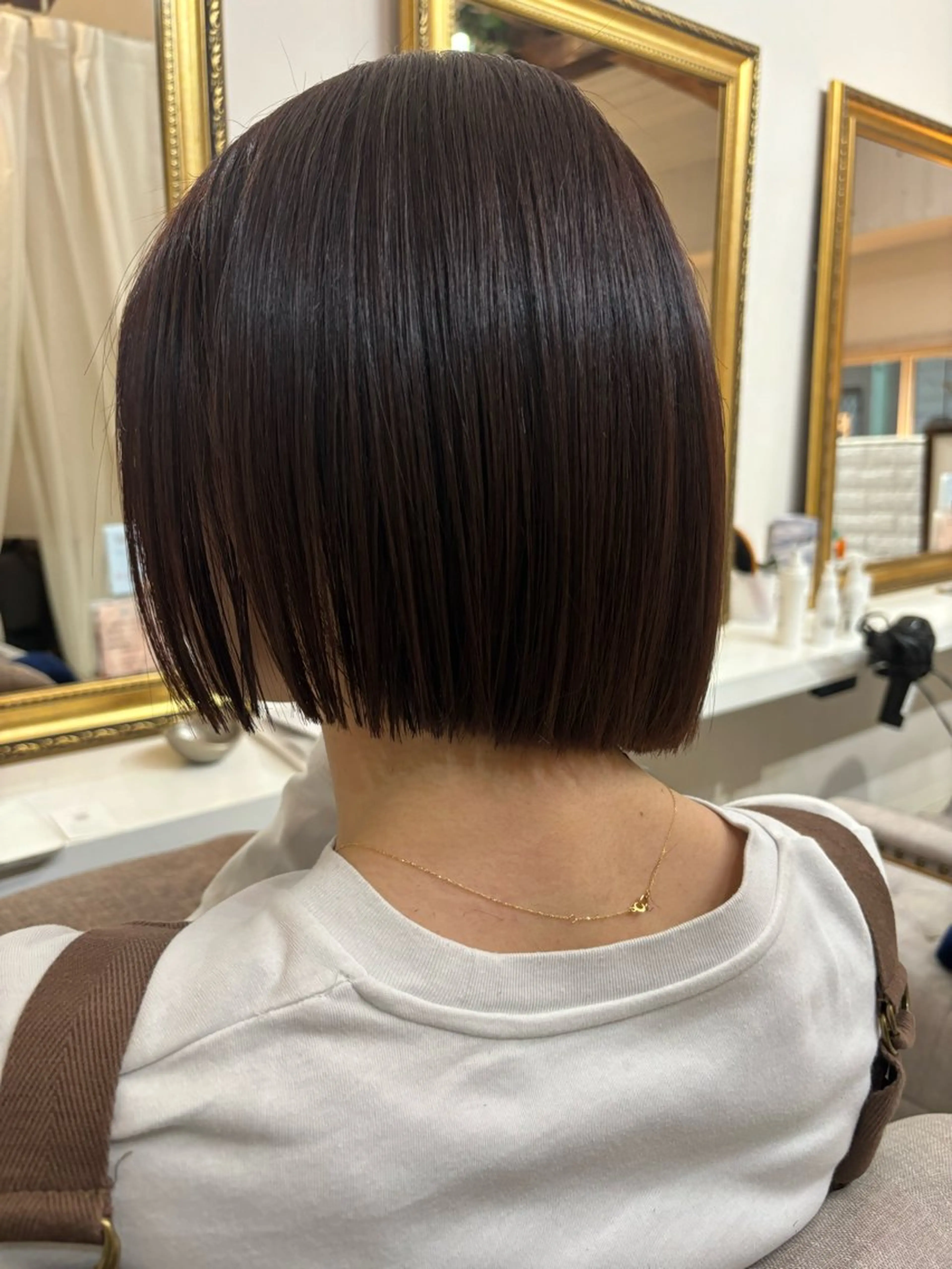 ショート カラー ブラウンカラー ピンクカラー ピンクブラウン ボブ ボブ／ミニボブ／ akaneのヘアスタイル