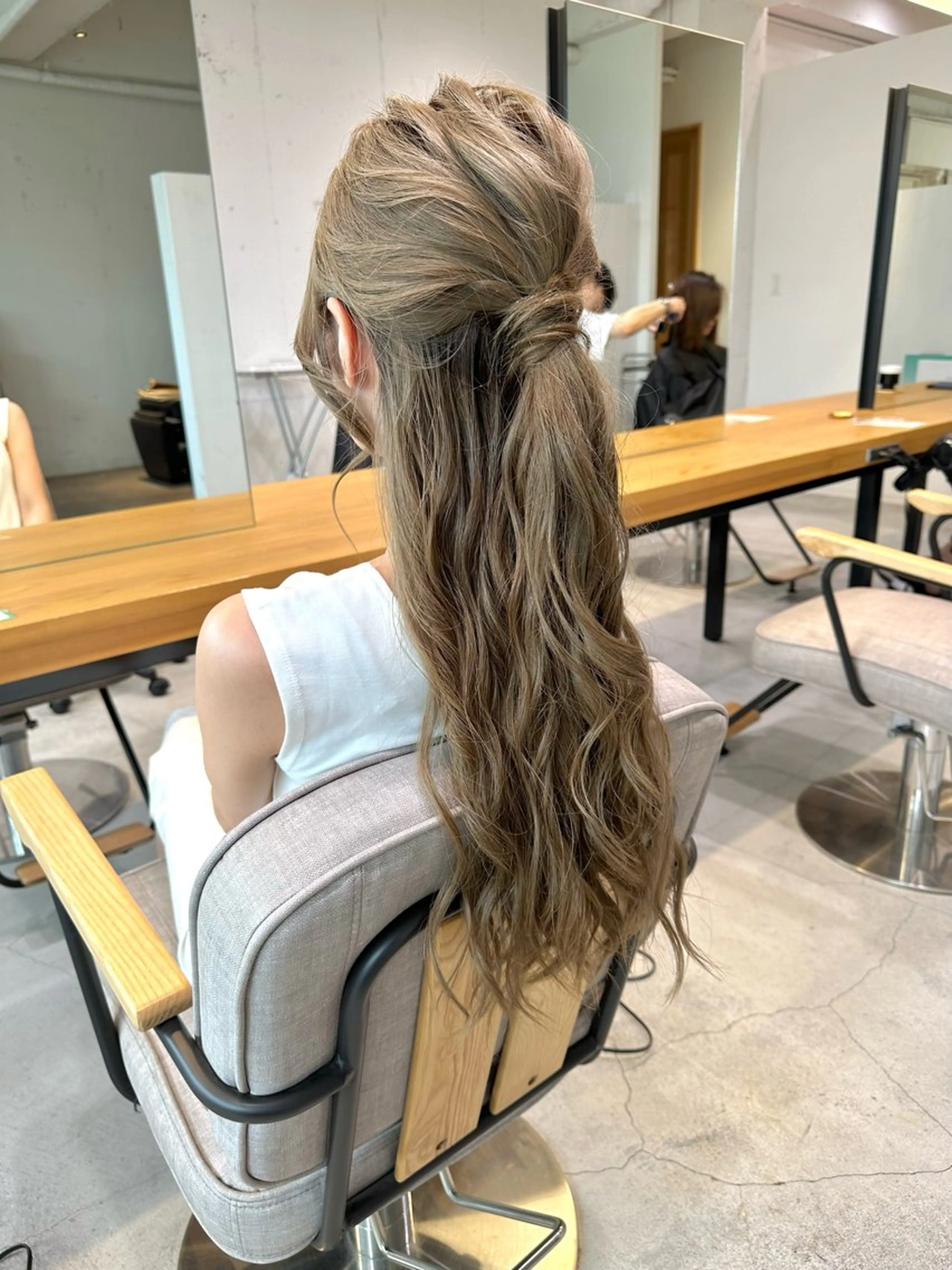 ロング ヘアセット 上野湧太 髪質改善/艶カラーのヘアスタイル