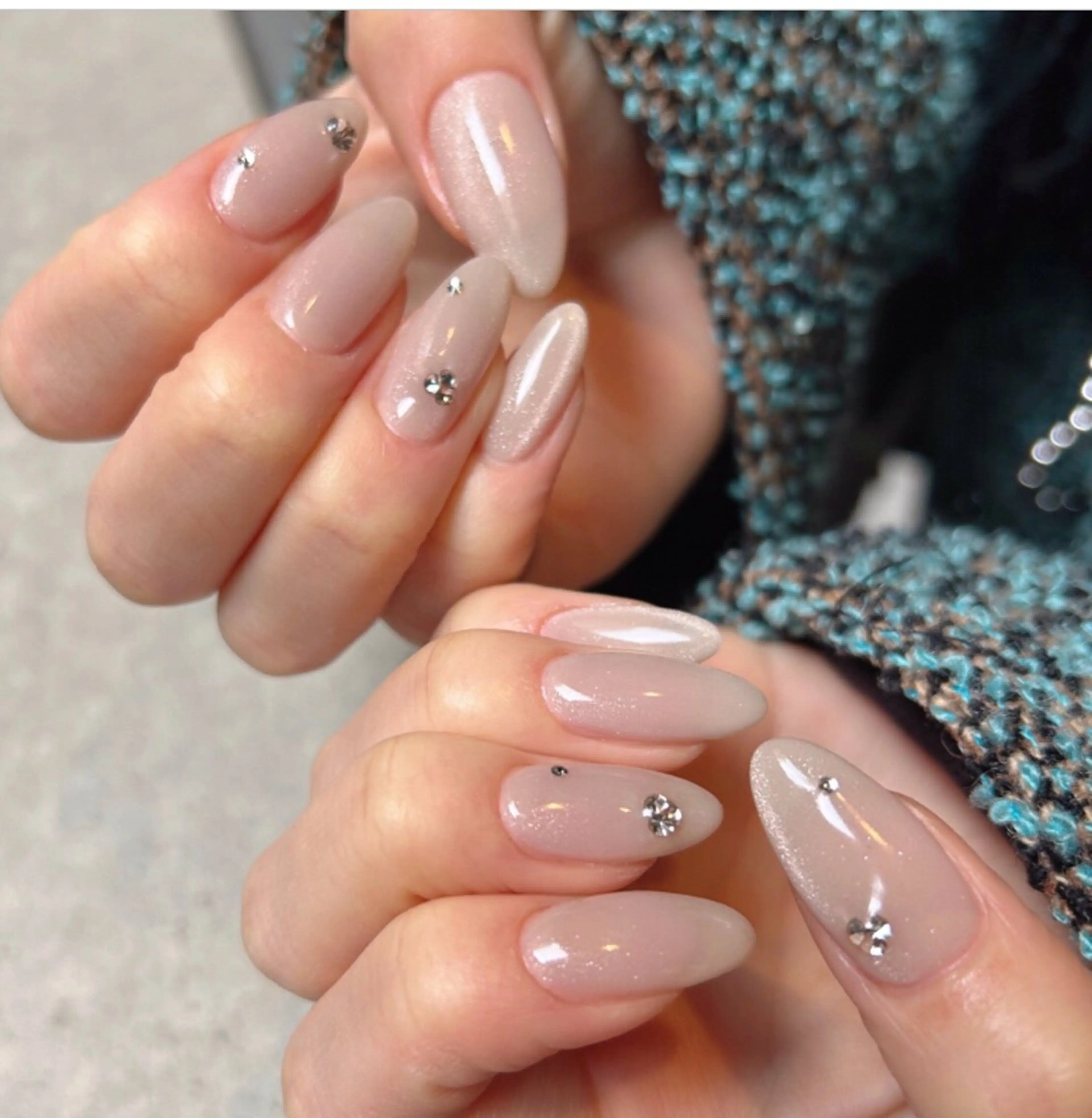 ネイル 長さ出し グラデーション キラキラネイル 韓国ネイル ラメ(グリッター) ハンドネイル ハンドケア Chisa Nail Studio所属・チ サのネイルデザイン