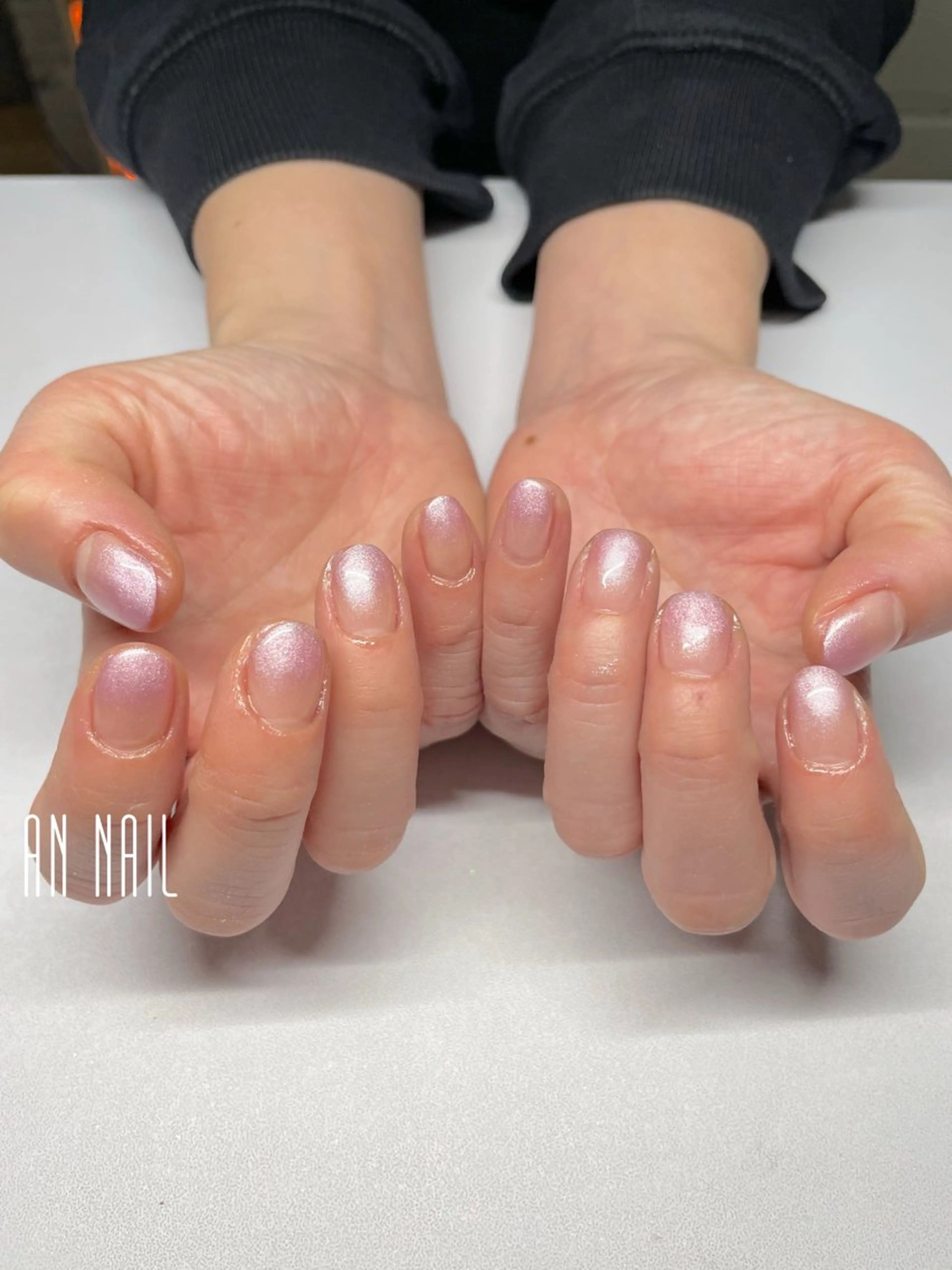 ネイル グラデーション オフィスネイル ピンク シンプルネイル ハンドネイル AN Nailのネイルデザイン