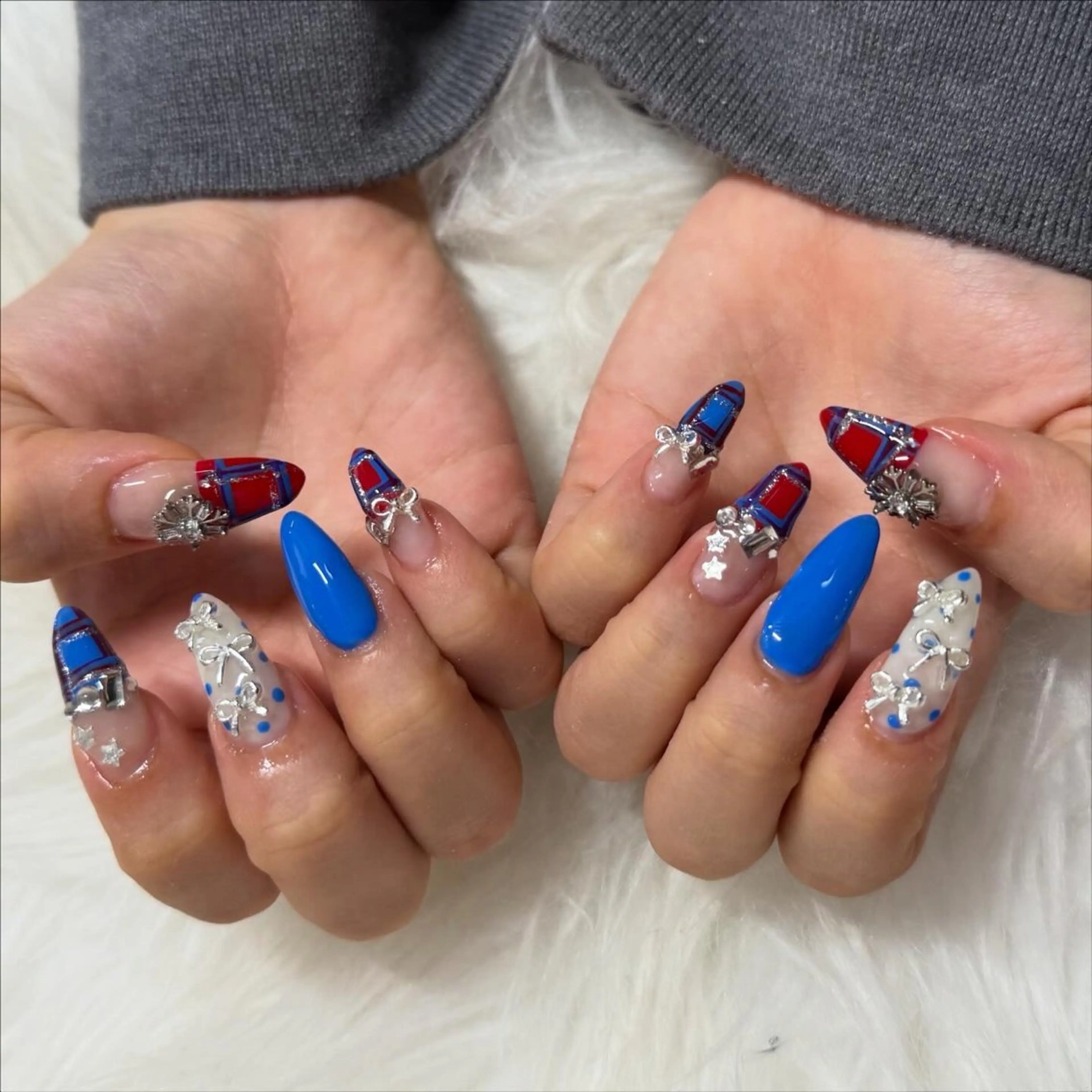 ロング ハンドネイル mao .のネイルデザイン