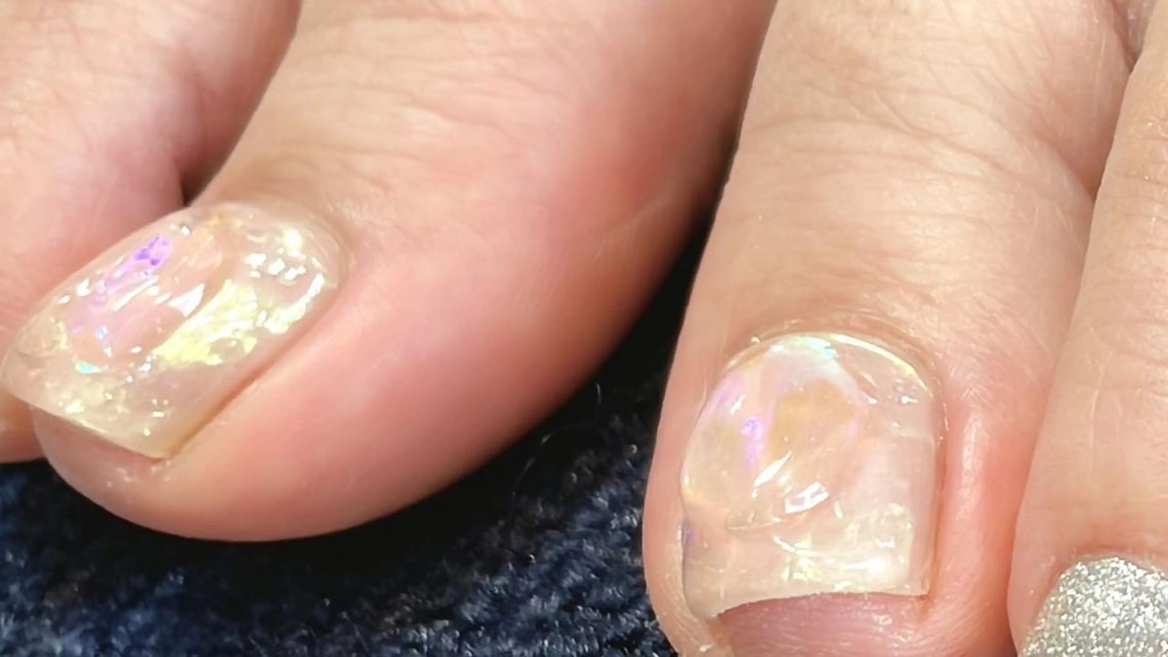 ネイル オーロラネイル フットネイル ジェルネイル ニュアンスネイル パラジェル フットネイル 髙橋 敦子のネイルデザイン