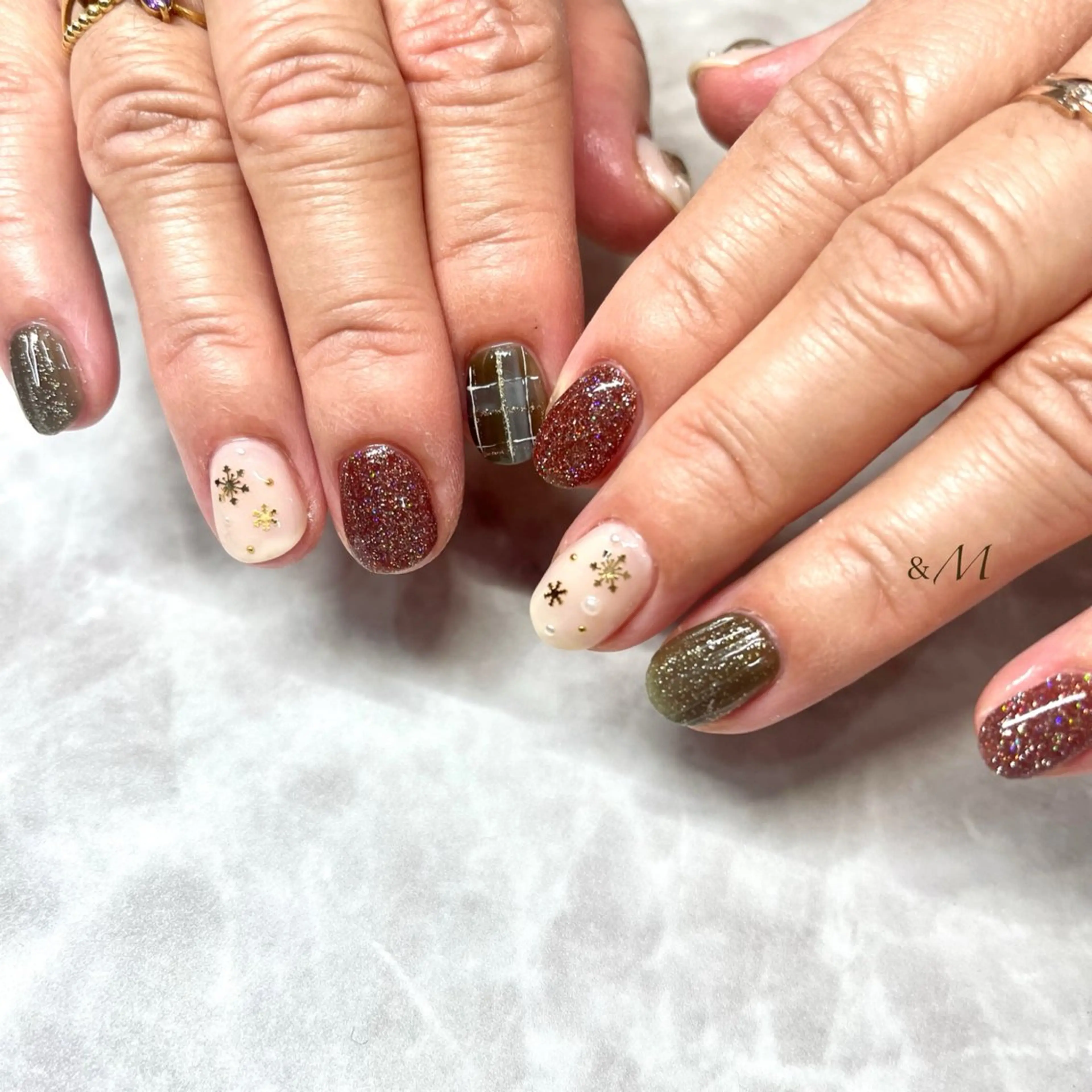 ネイル 冬ネイル クリスマス アンドエム &Mのネイルデザイン