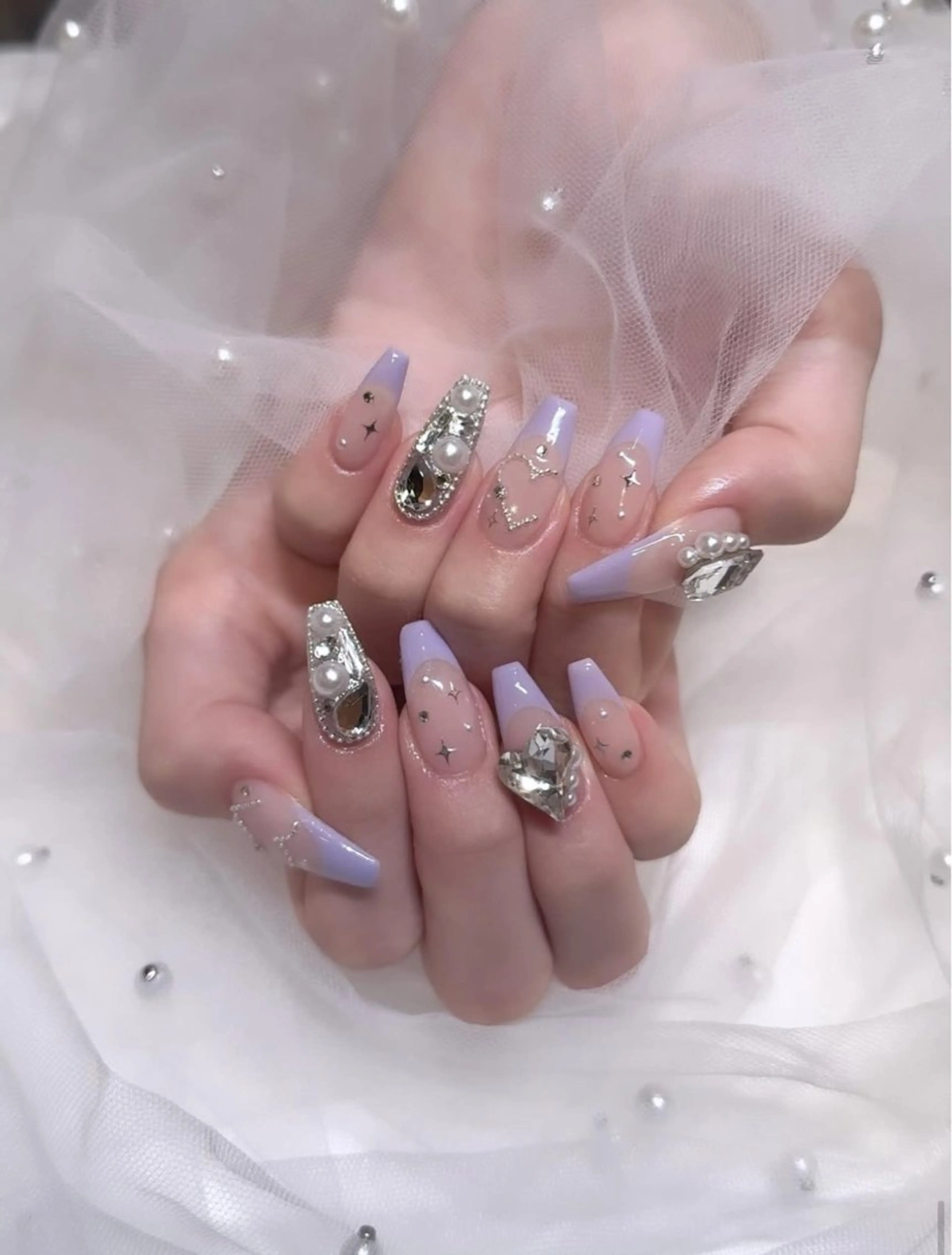 ネイル アニマル柄 オーロラネイル チークネイル フラッシュネイル ジェルネイル Lina nail所属・Luna 池袋のネイルデザイン