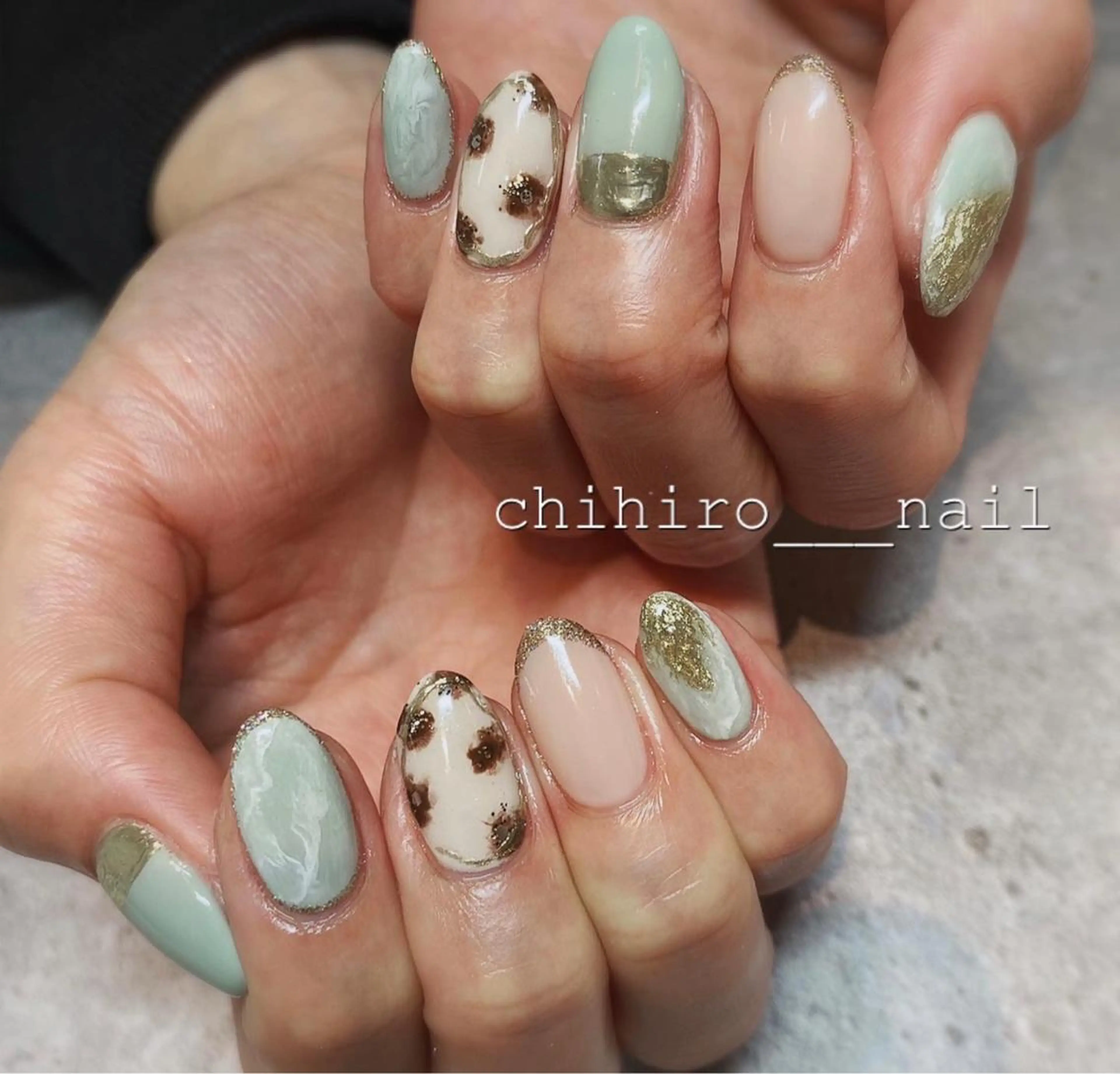 ミディアム カラー ネイル アートネイル フレンチネイル ジェルネイル マグネットネイル ニュアンスネイル ハンドネイル beauty salon ma'am所属・chihiro 小路ネイルのネイルデザイン