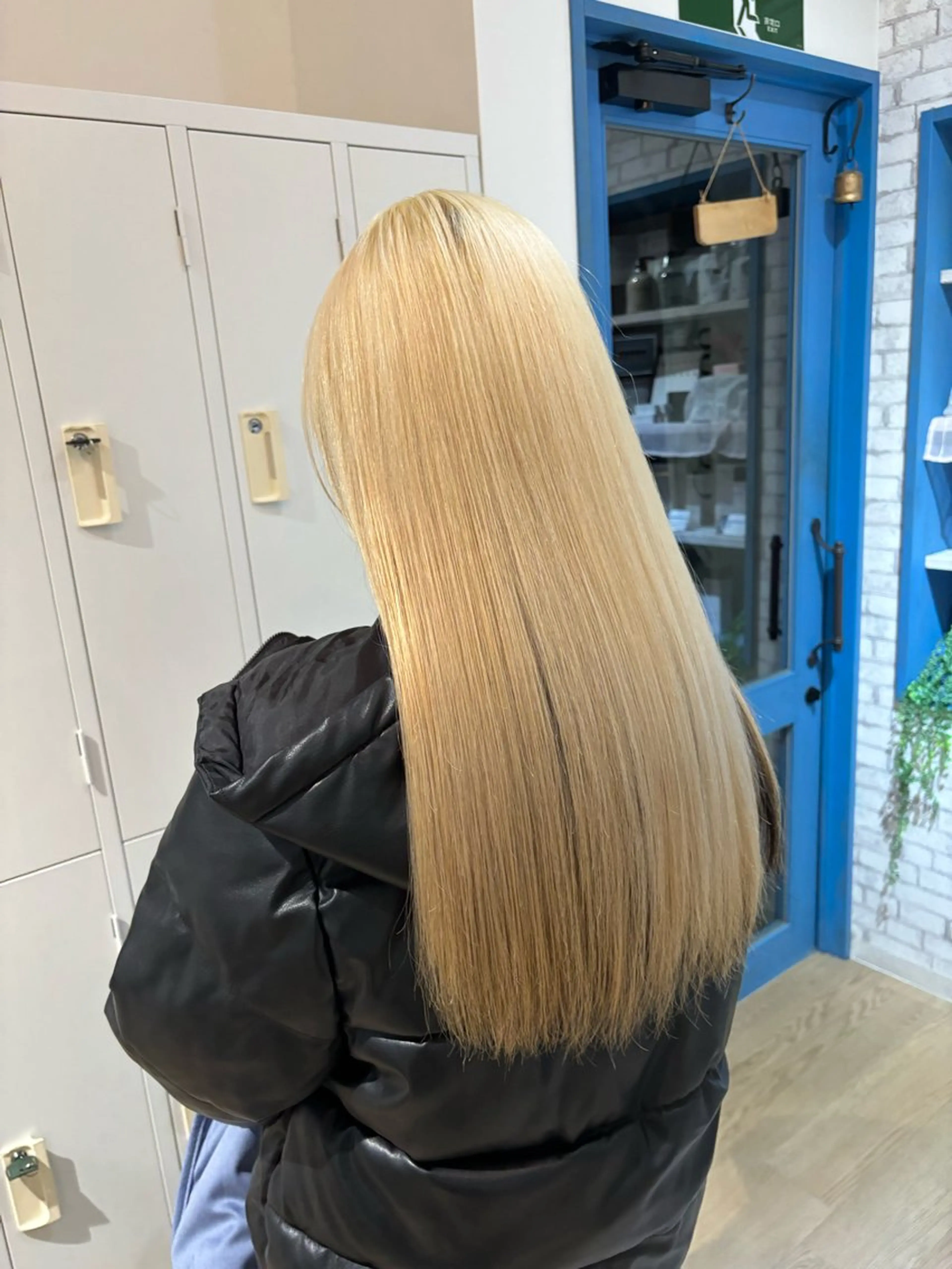 ロング カラー あきお / ハイトーンの達人のヘアスタイル