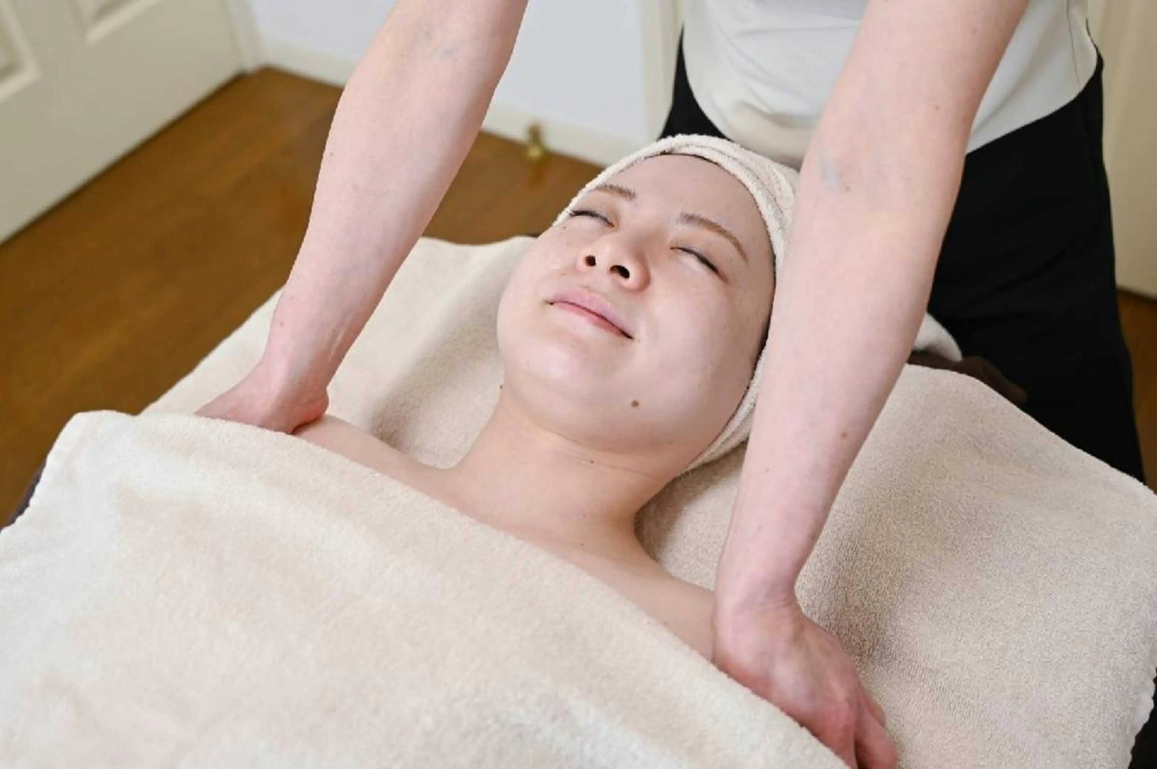 [お疲れボディに❗]肩、背中、デコルテ、オイルトリートメント✨《20分》メンズ🆗の写真