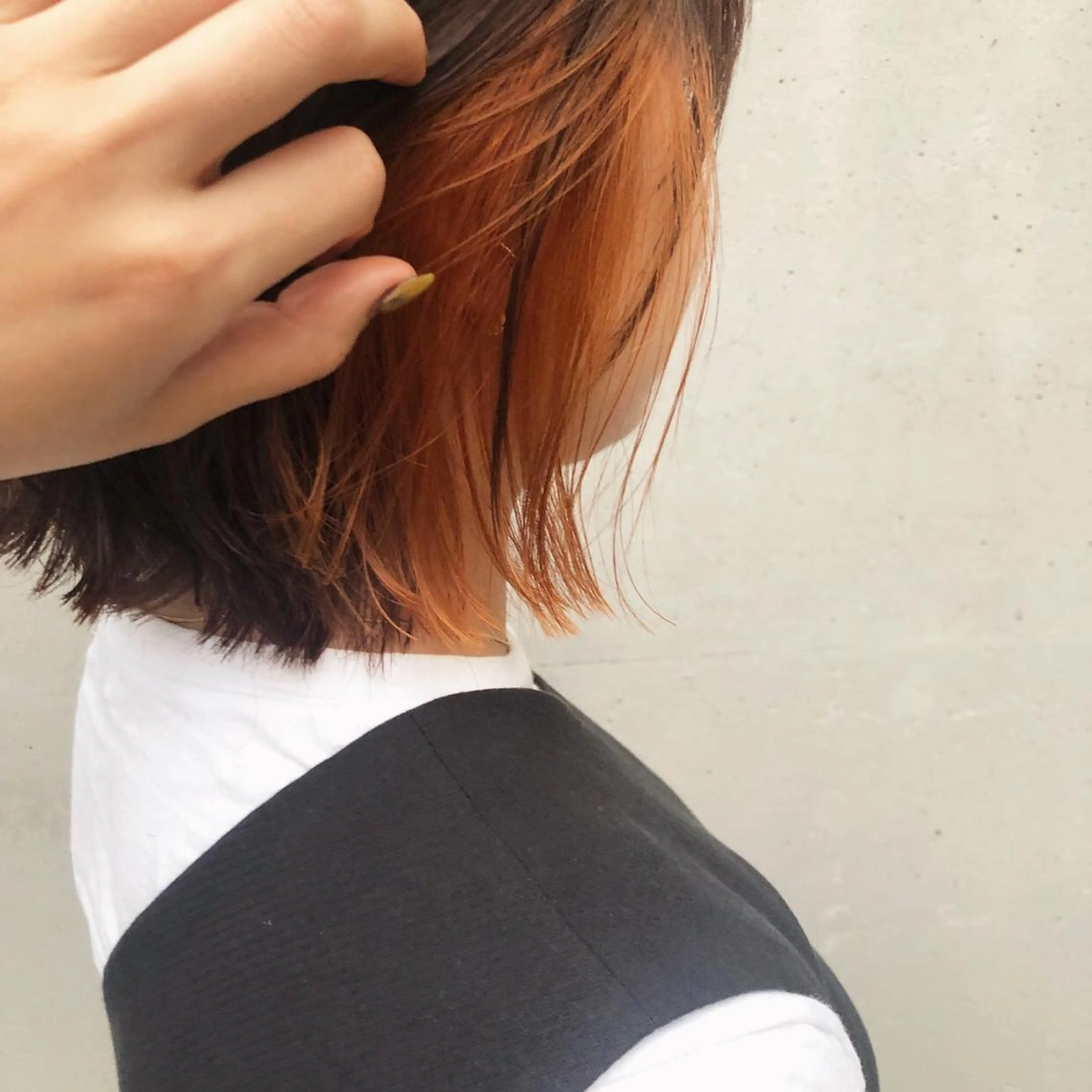 ミディアム カラー ヘアアレンジ カット ヘアカラー トリートメント 酸性縮毛矯正🧴韓国 レイヤー/髪質改善のヘアスタイル