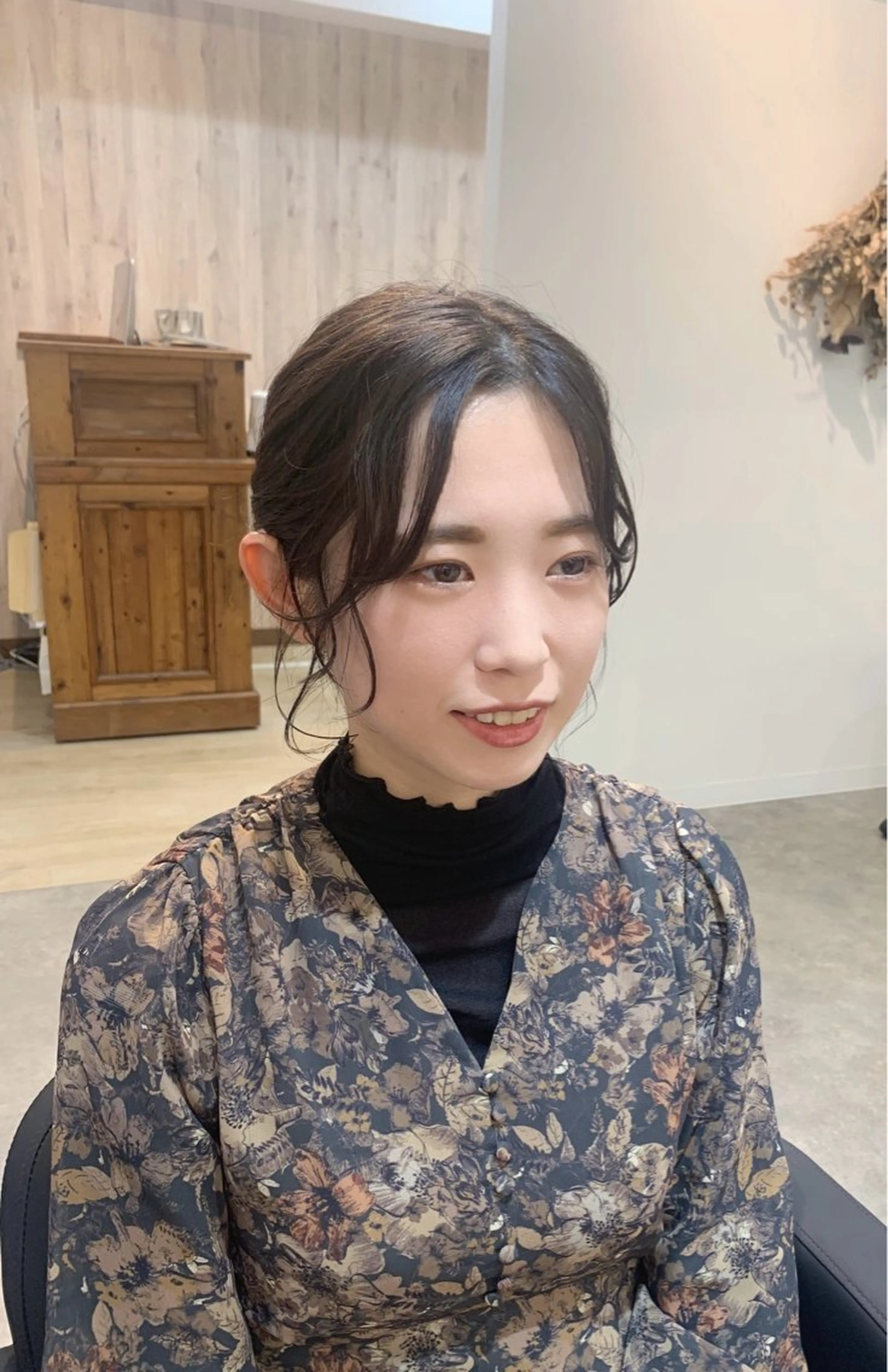 竹村 恵功代のヘアスタイル