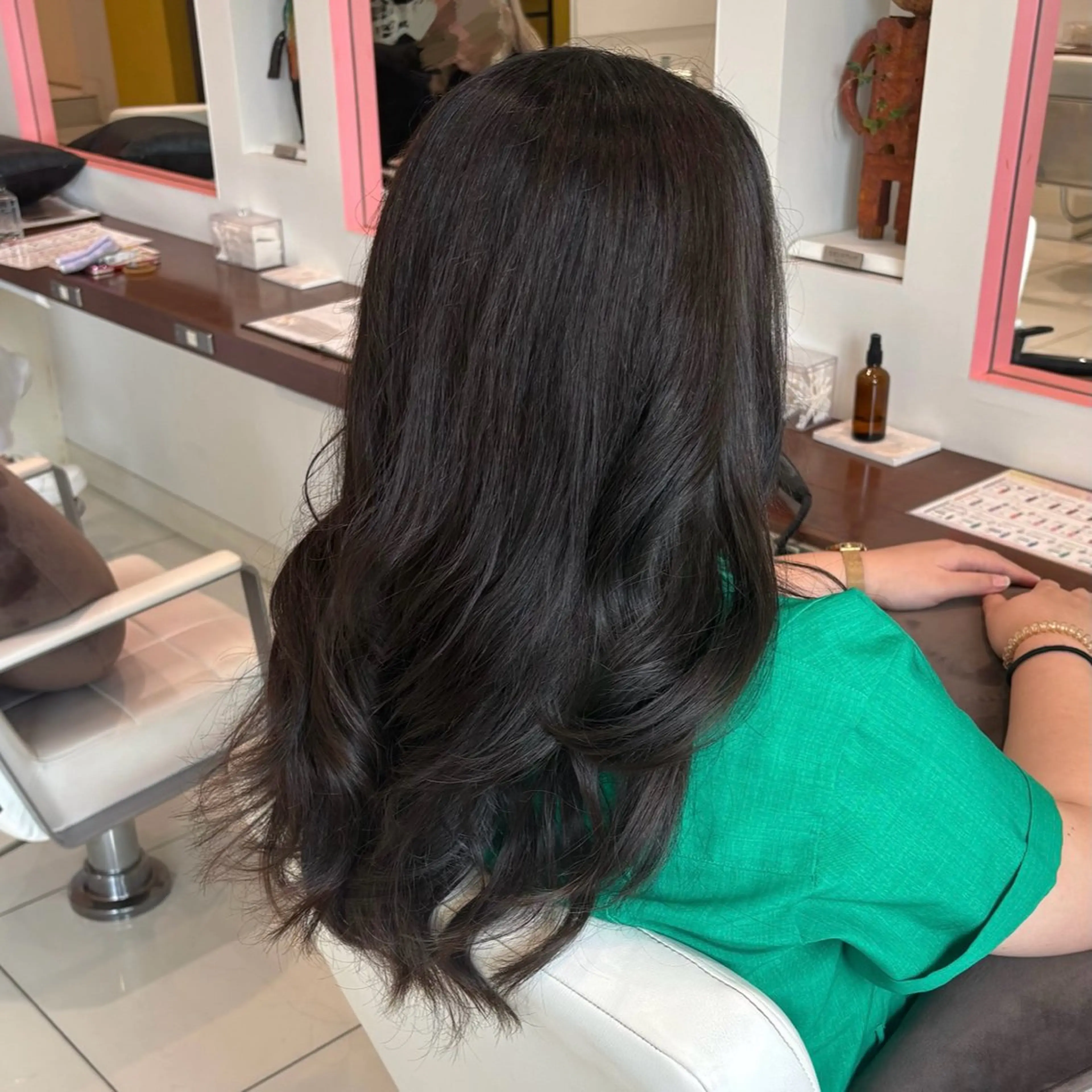 【平日限定】カット＋透明感カラー＋Aujuaトリートメント💟(5cm以上カット肩下~、白髪染め🆖)の写真