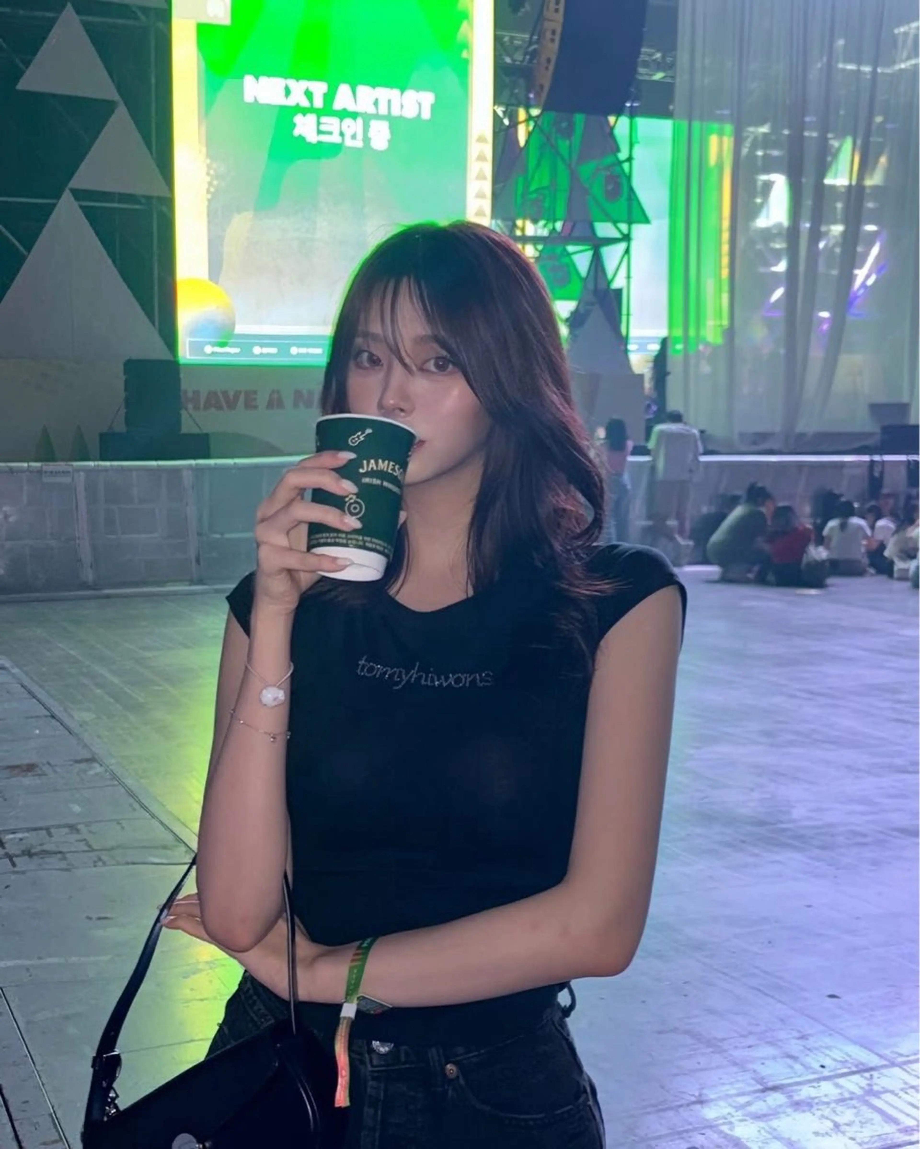 ロング カラー カット ヘアカラー トリートメント 莉乃/縮毛矯正/髪質 改善/艶カラーのヘアスタイル