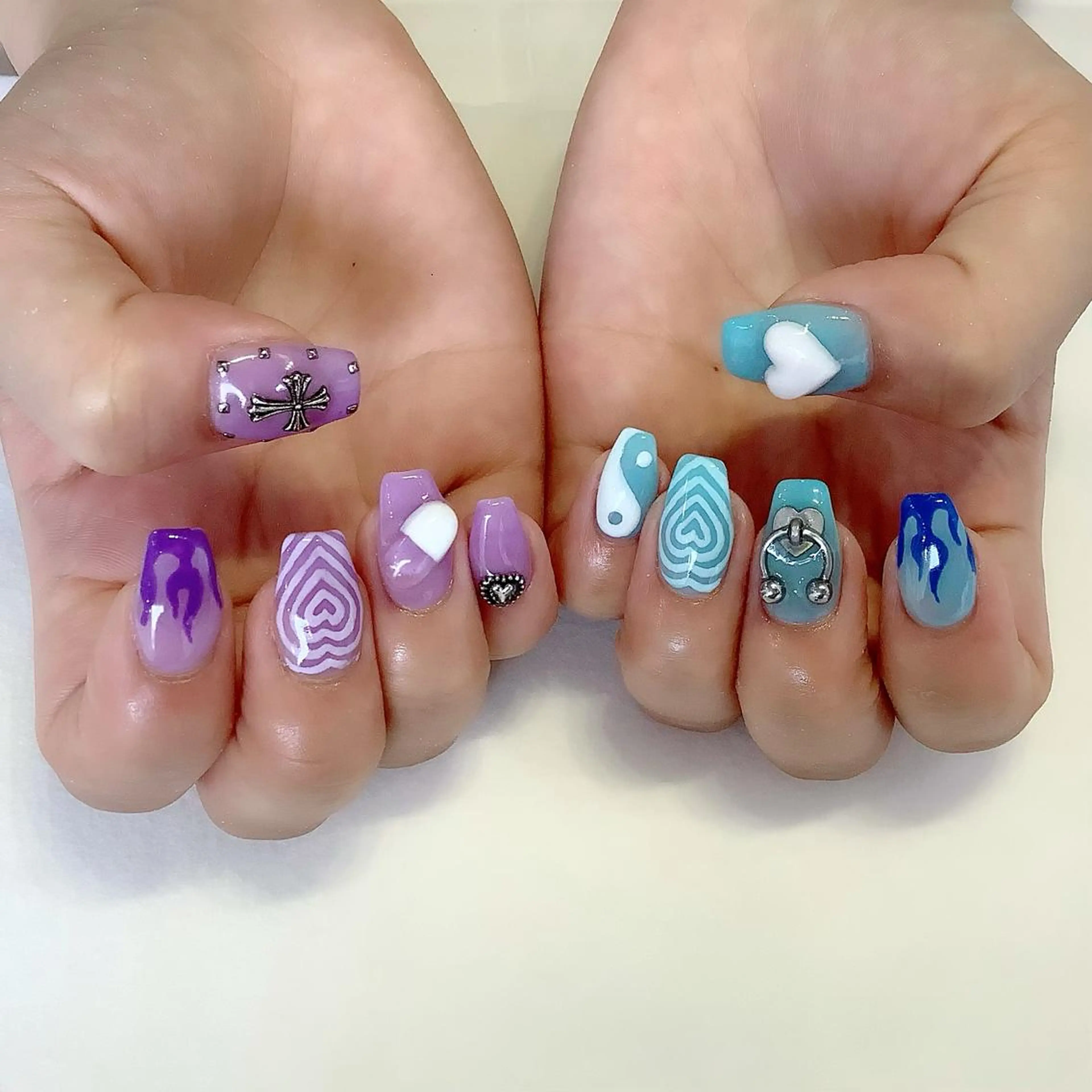 ネイル ハンドネイル 💎🐰 saki. m 🐰💎のネイルデザイン