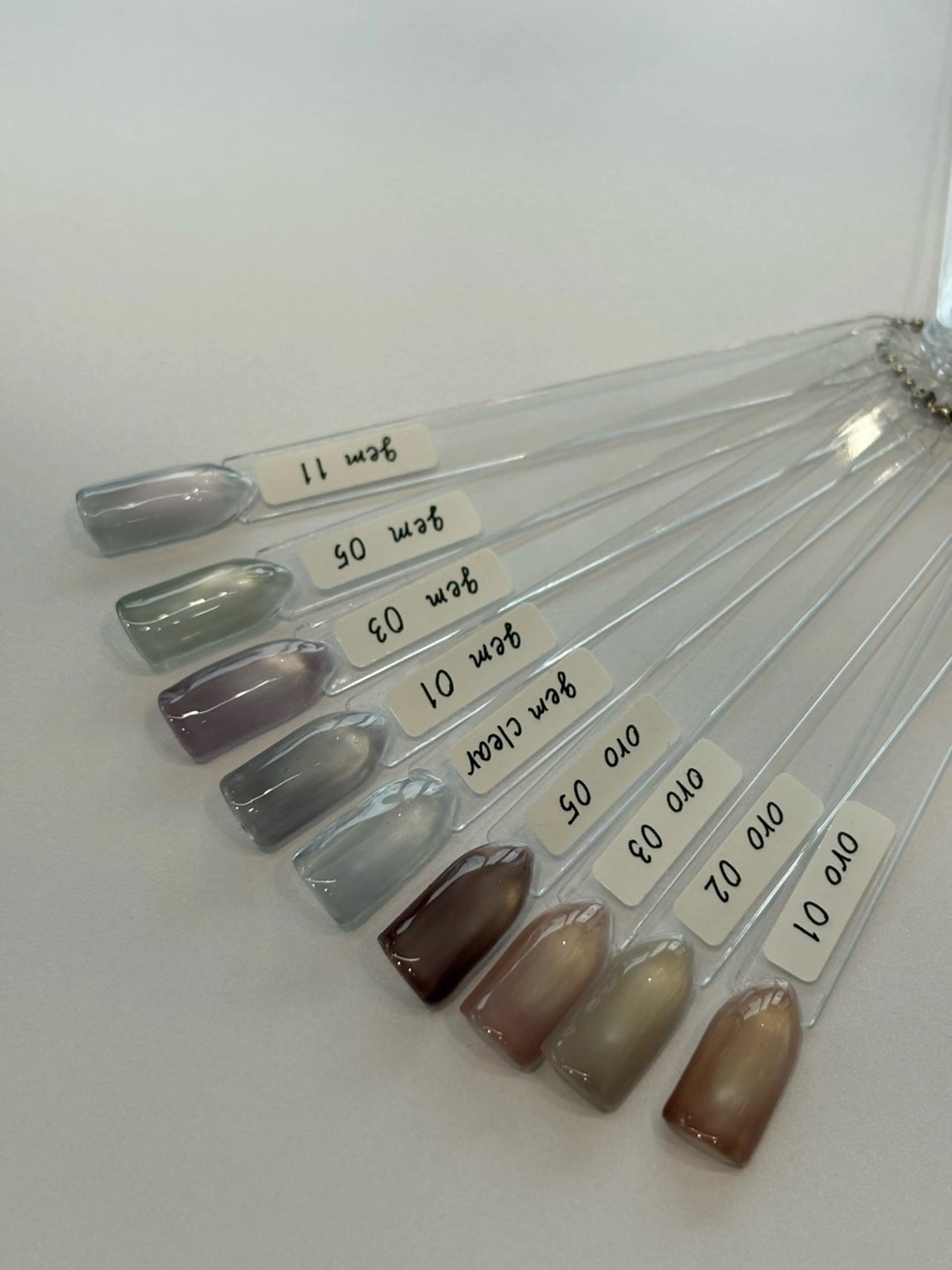 【オフなし】マグネットネイルの写真