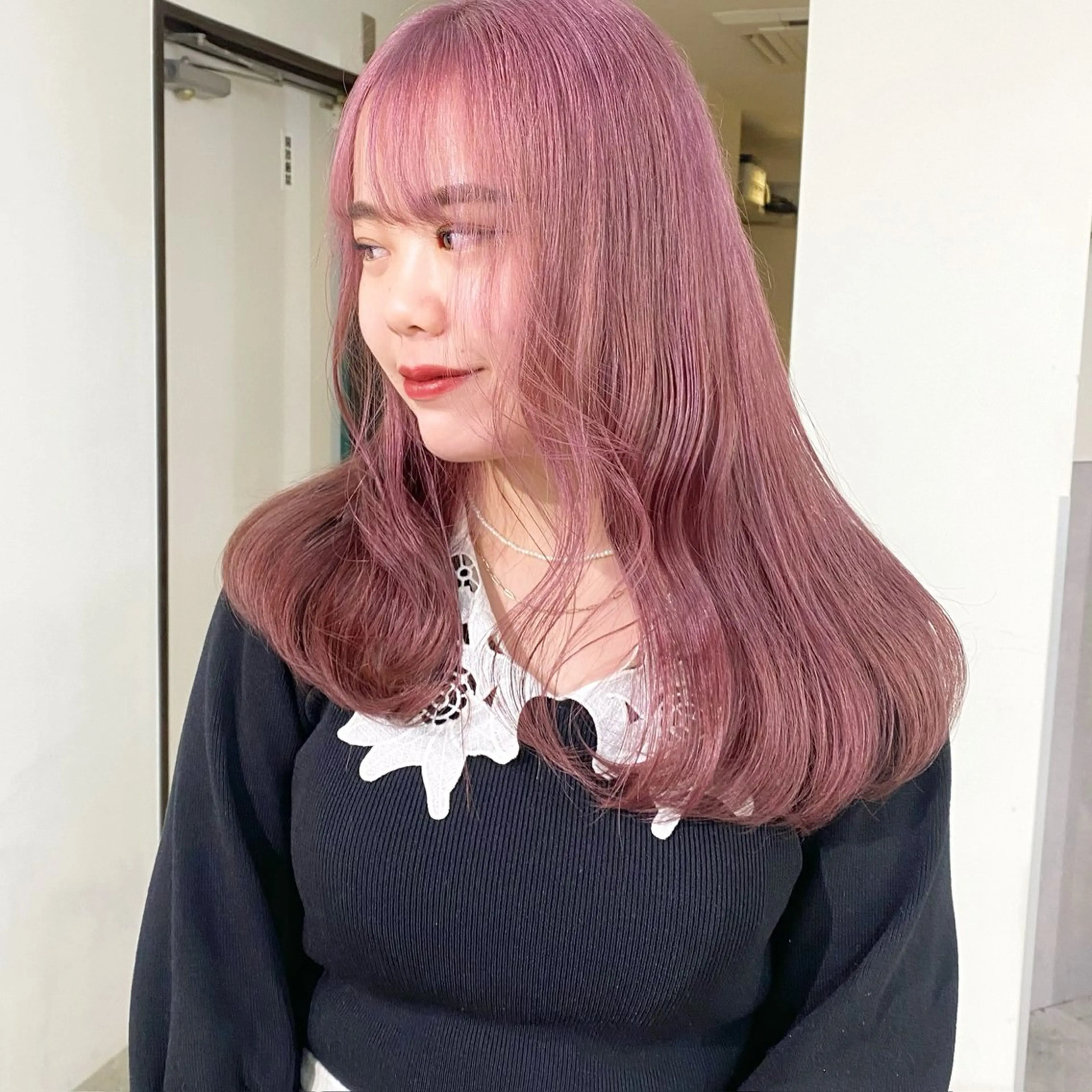 カラー ベージュカラー ブリーチ ピンクカラー ヘアカラー mizuki/ピンク ベージュ.レイヤーのヘアスタイル