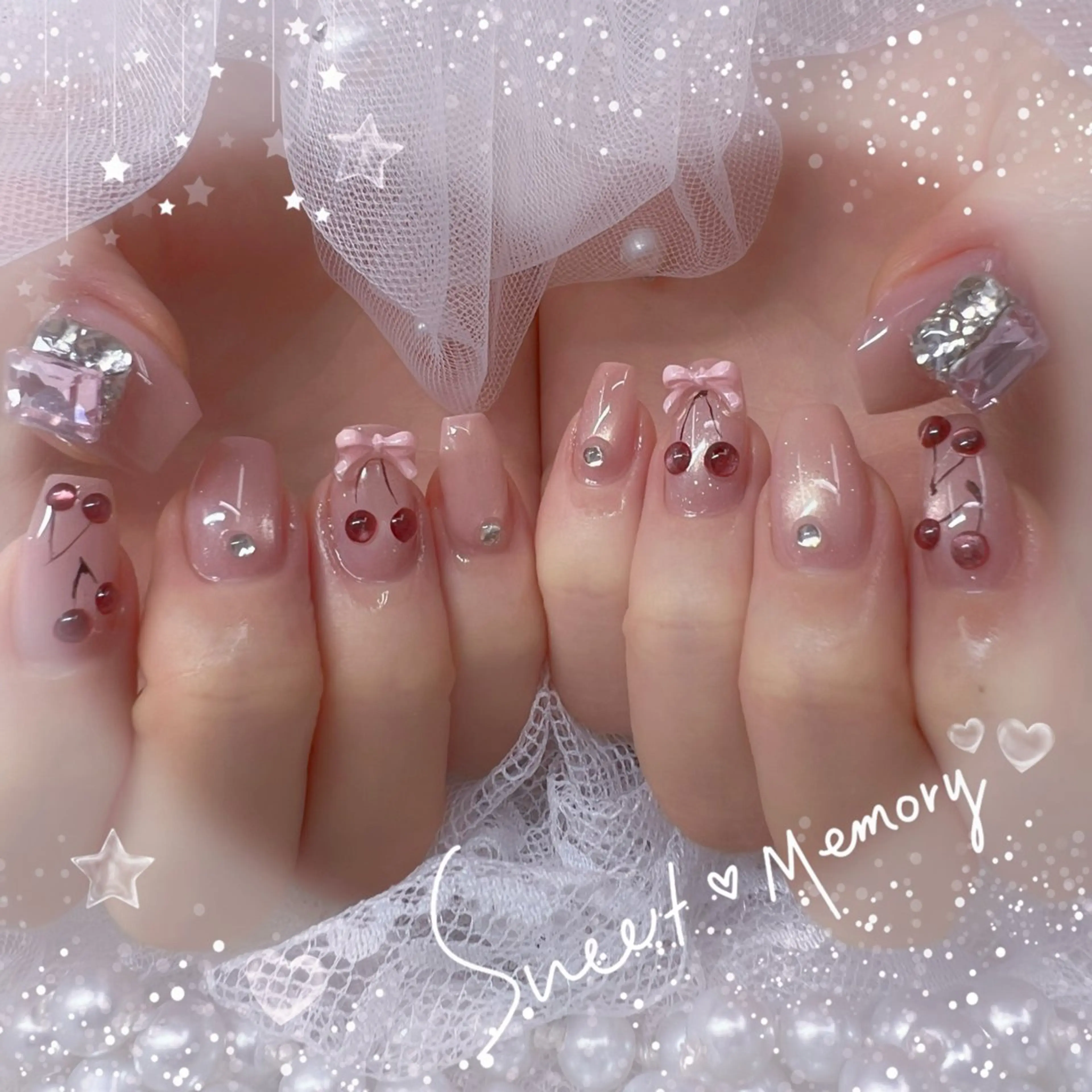 ネイル チークネイル フレンチネイル ガーリー ガラスフレンチ グラデーション ハンドネイル ハンドケア Chill Nailsalonのネイルデザイン