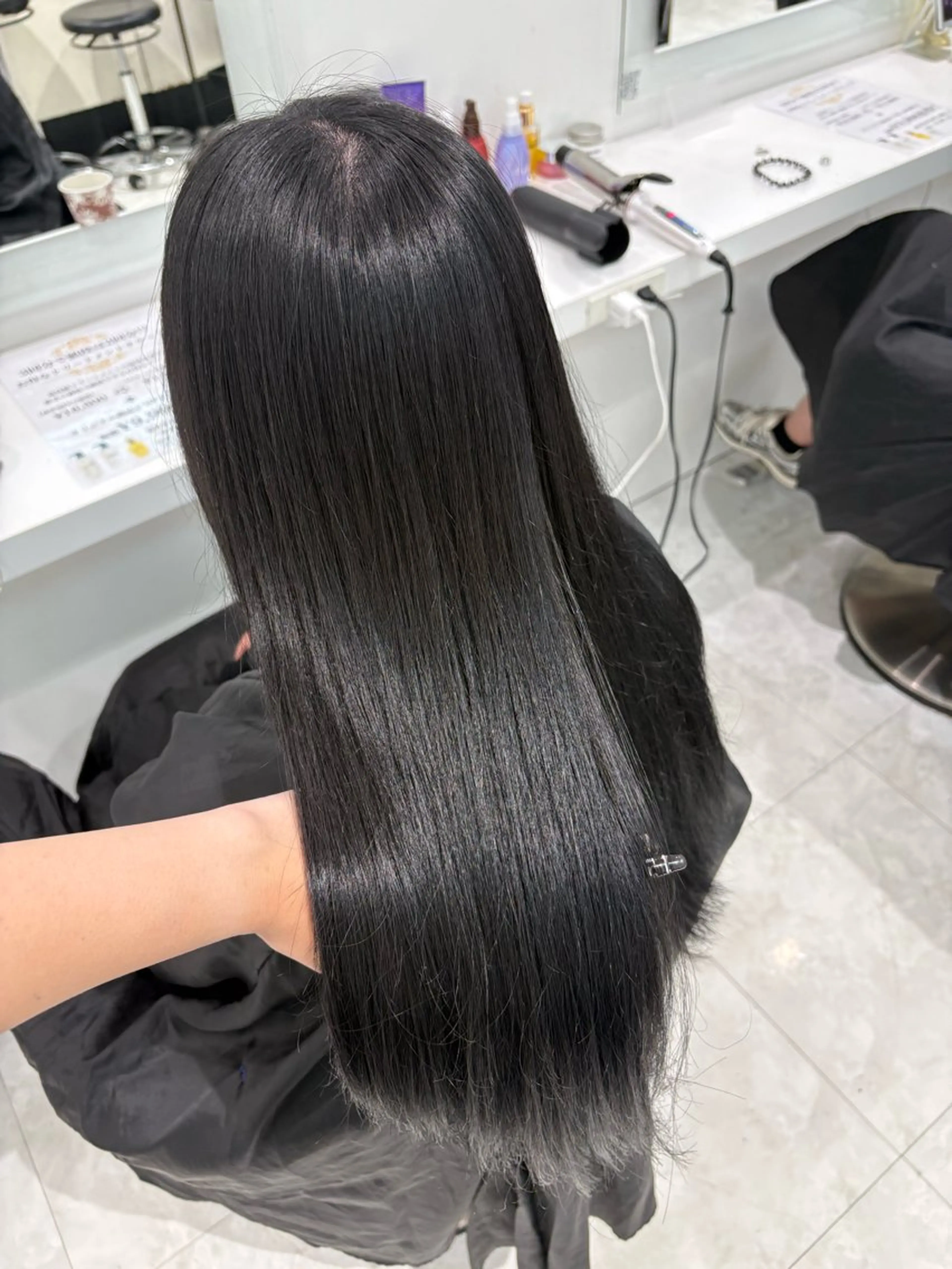 ロング カラー ヘアカラー 🤍ྀི透ける寒色 Cocoa🤍ྀིのヘアスタイル