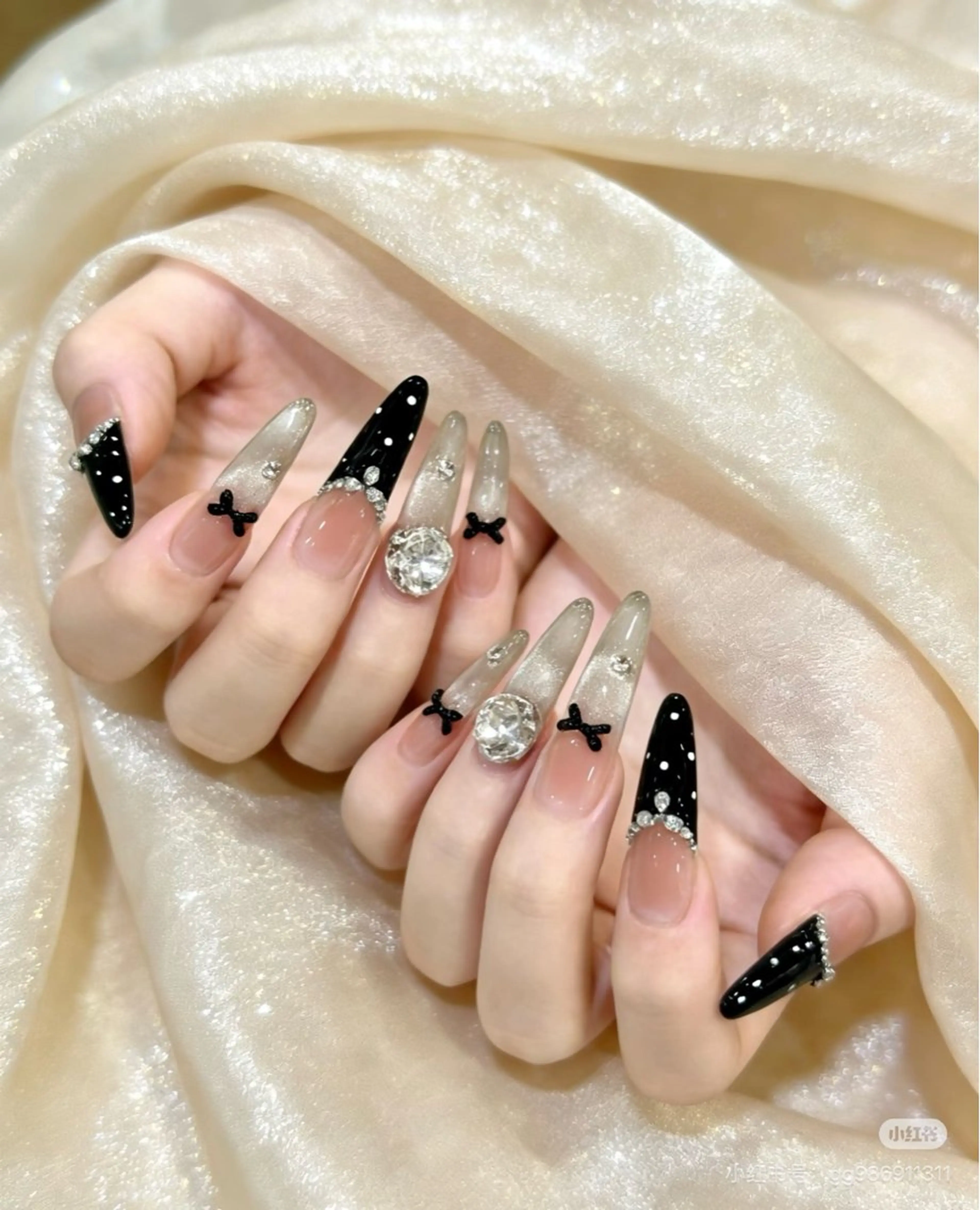 ネイル ハンドネイル ハンドケア Kaka_ パラジェル、長さだしのネイルデザイン