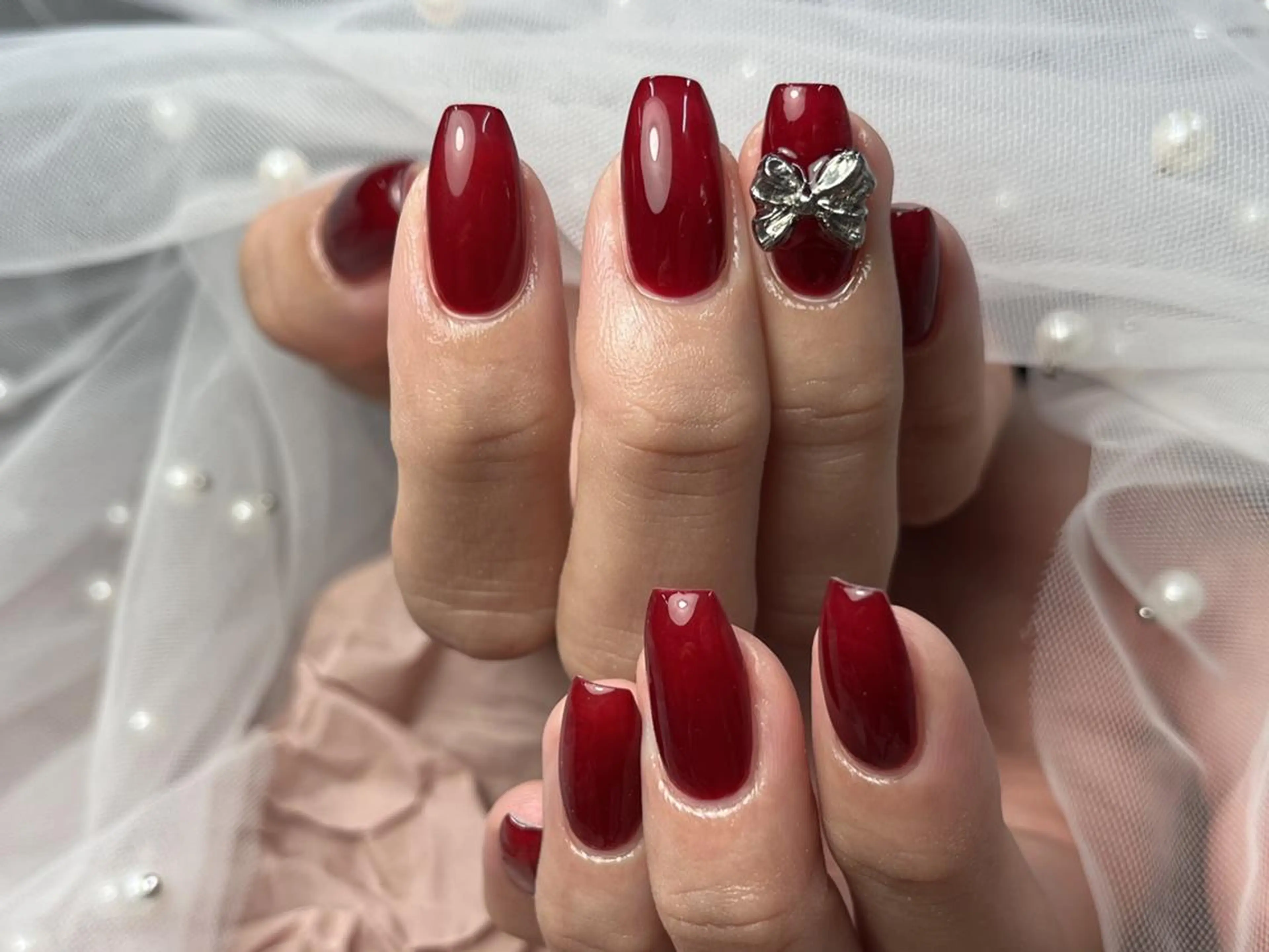 ネイル リボン シンプルネイル ハンドネイル ToliyDeliy Nail Salonのネイルデザイン