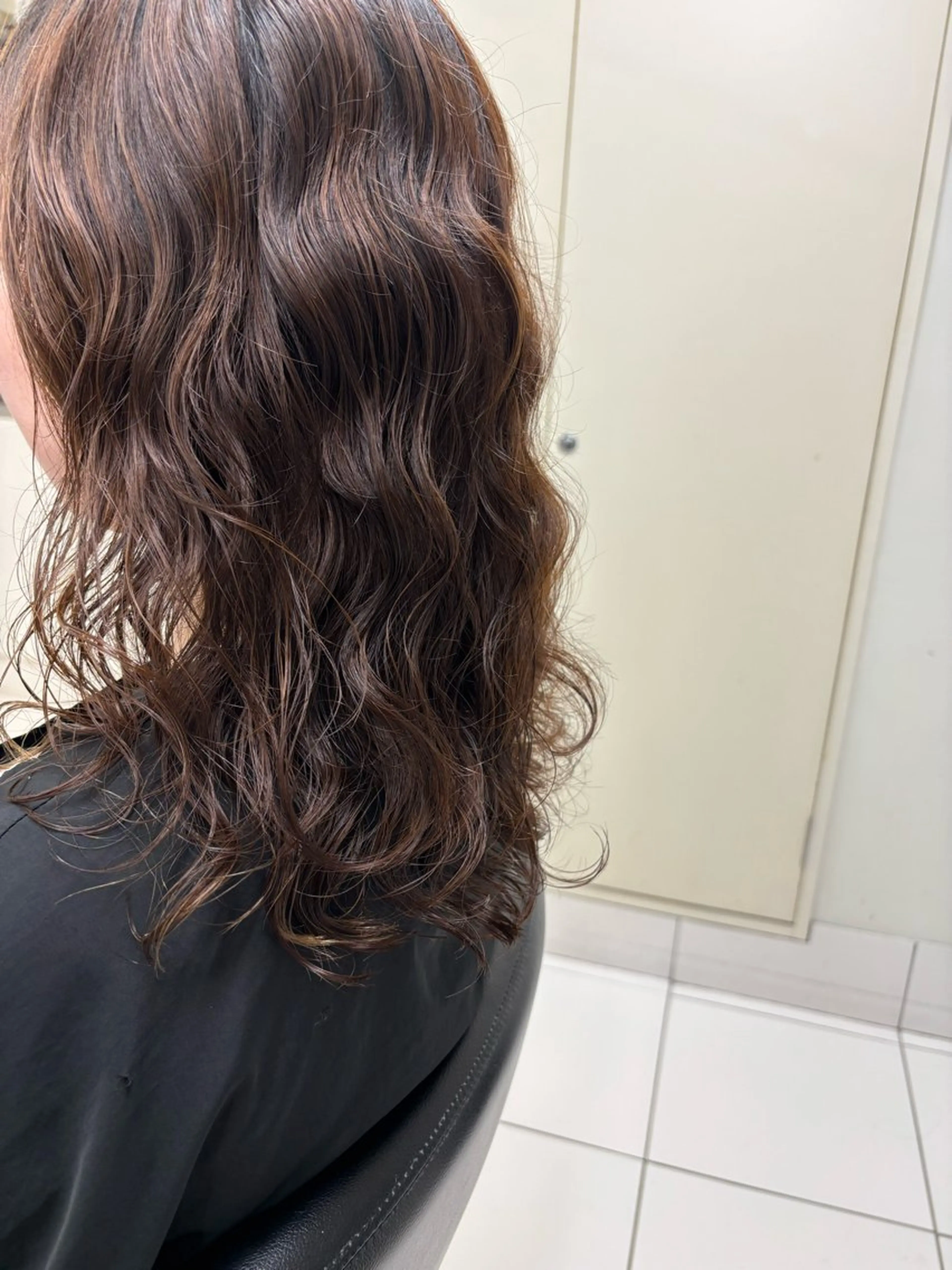 ロング TONI&GUY速寿 勇希のヘアスタイル