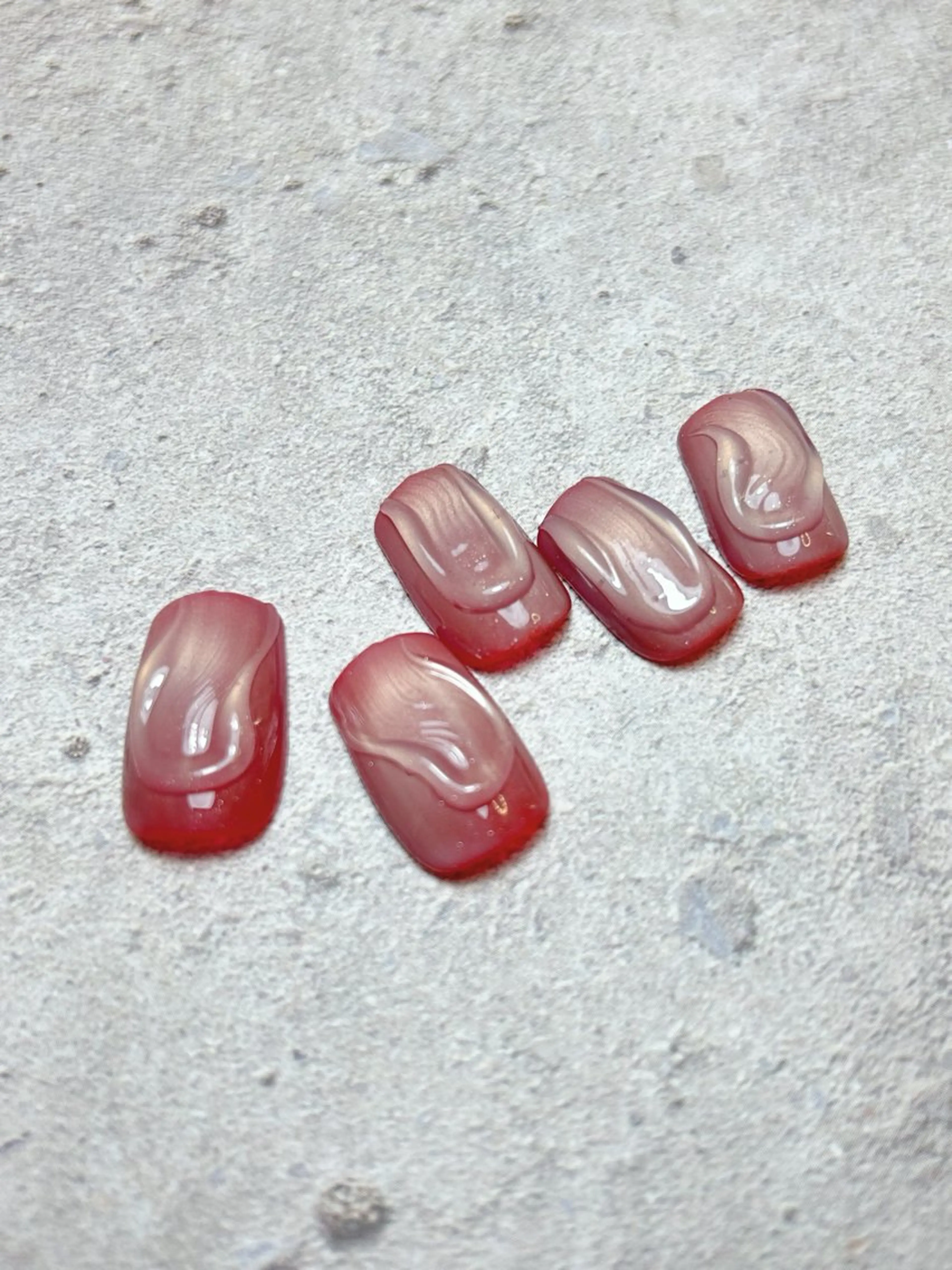 ネイル ぷっくりネイル 透灯 TOUTOU所属・透灯 TOUTOU 🪄のネイルデザイン