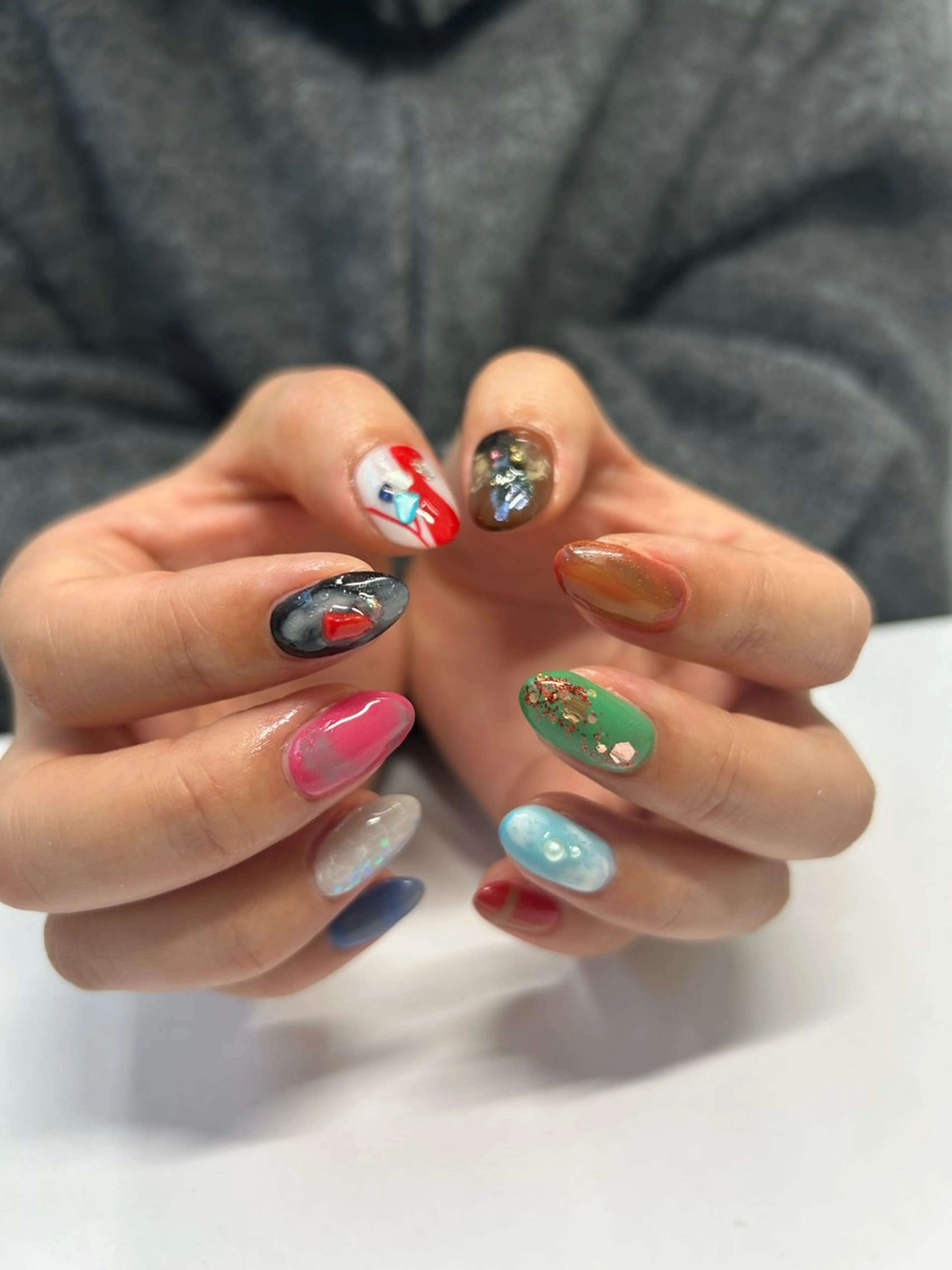 ネイル ハンドネイル プライベートネイルサロンone nail所属・one nail 【カラフル/個性派】のネイルデザイン