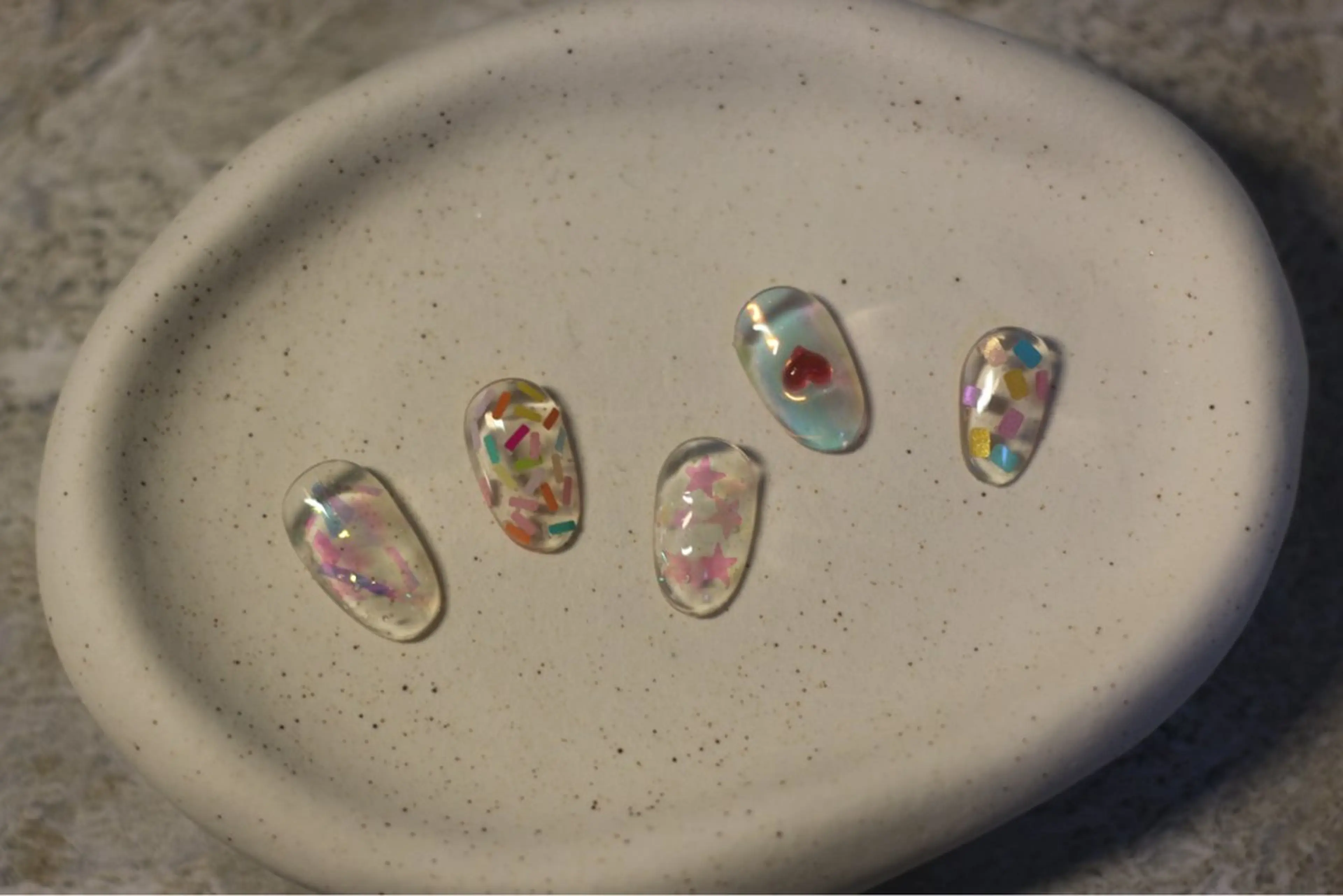 ネイル アートネイル 市川 沙希子のネイルデザイン