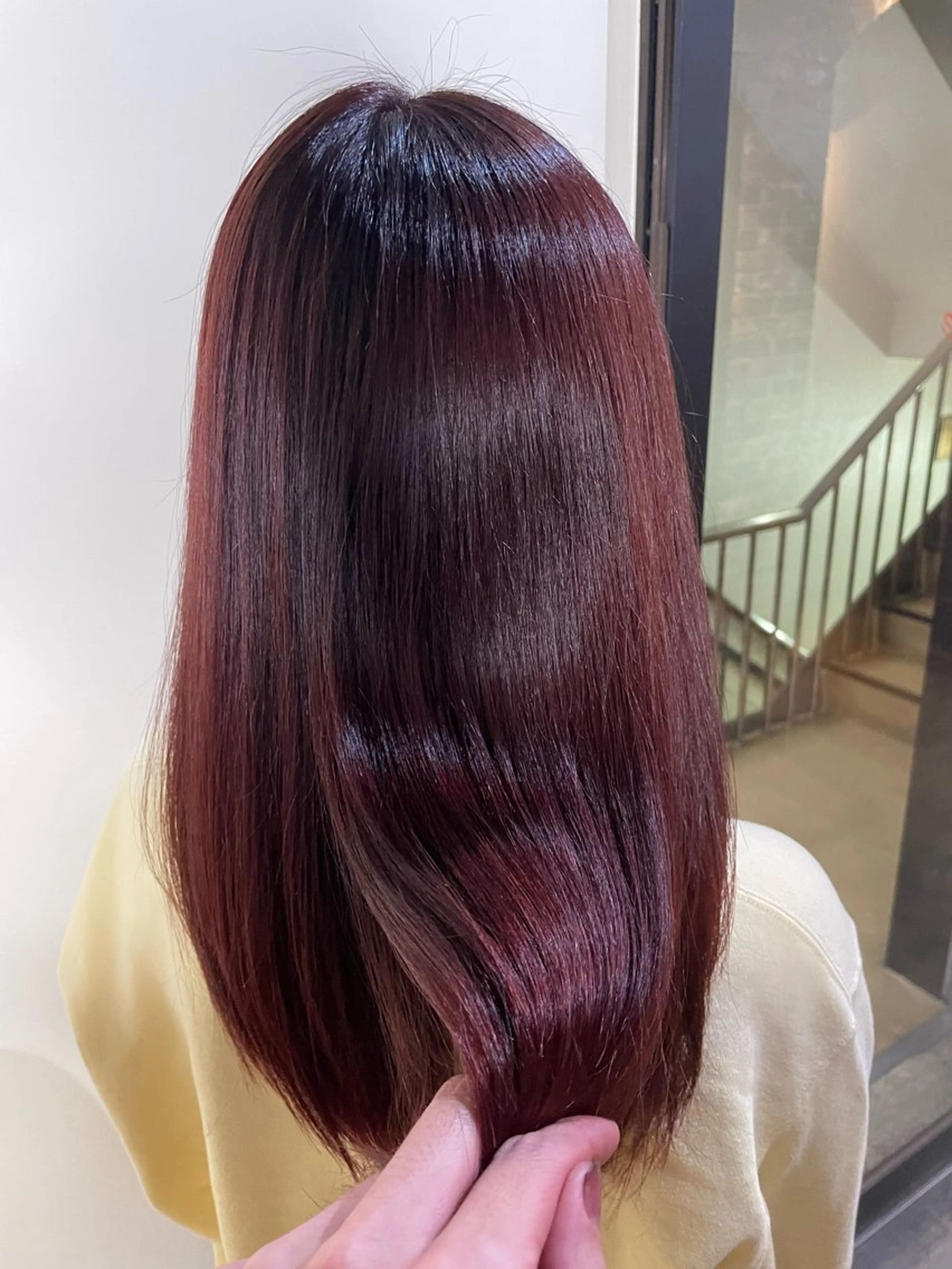 セミロング ヘアカラー 透明感🌱ハイトーン ✨艶髪🫧川﨑　翼のヘアスタイル