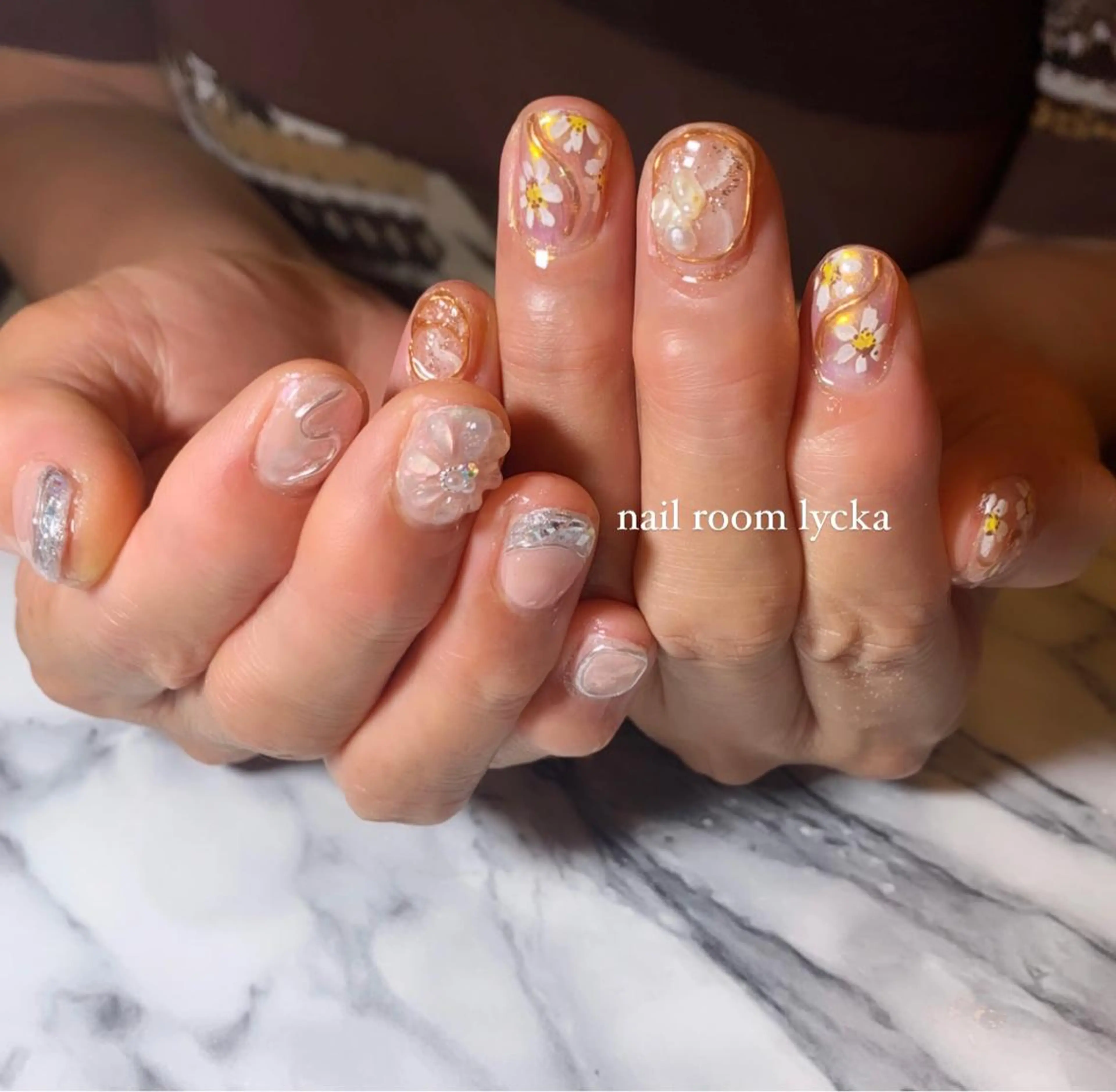 ネイル ﾈｲﾙﾙｰﾑﾘｯｶ 𝐦𝐚𝐲𝐮のネイルデザイン