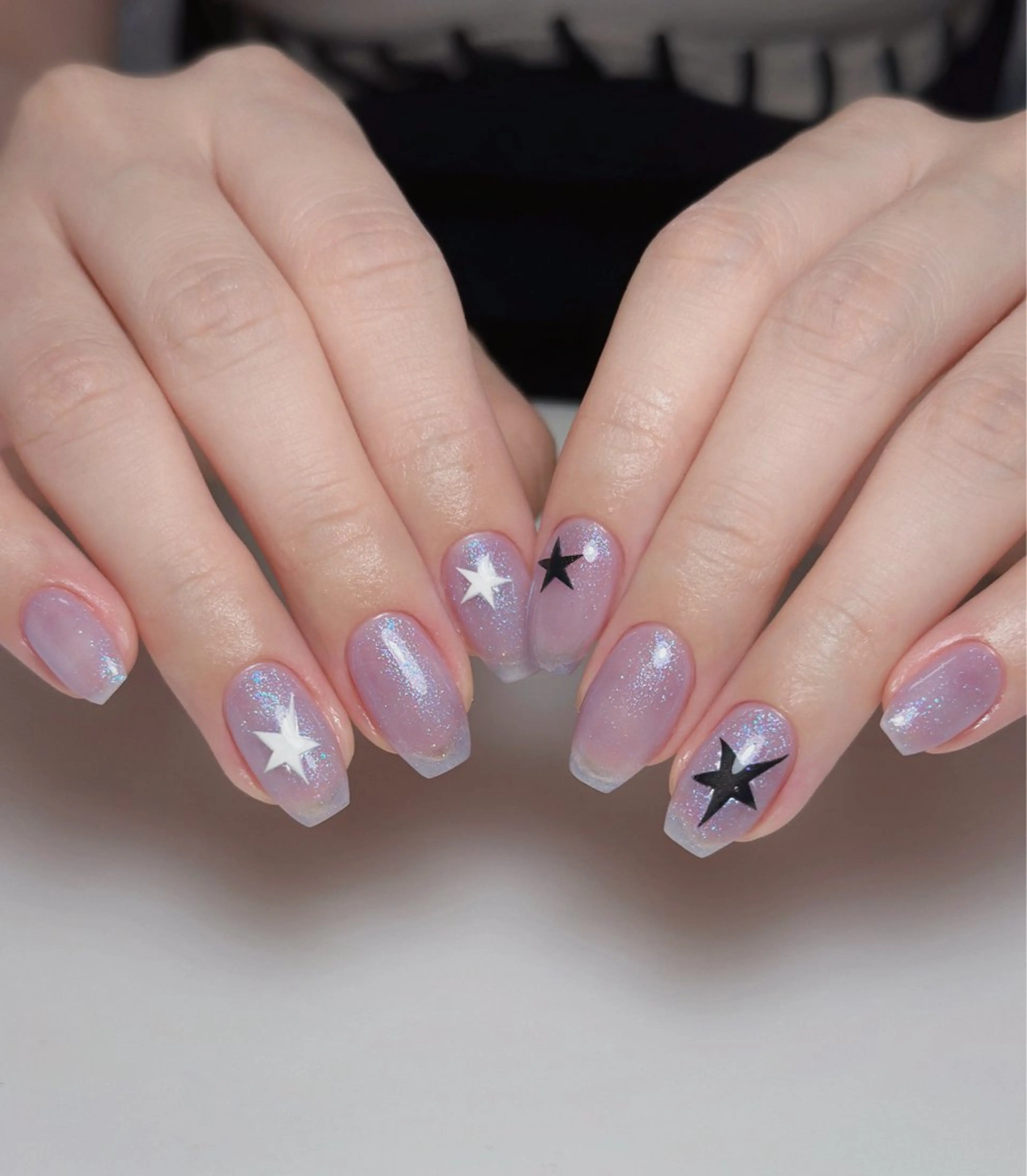 ネイル オーロラネイル 長さ出し フットネイル 韓国ネイル ラメ(グリッター) ハンドネイル 👍thumbs up nail👍のネイルデザイン