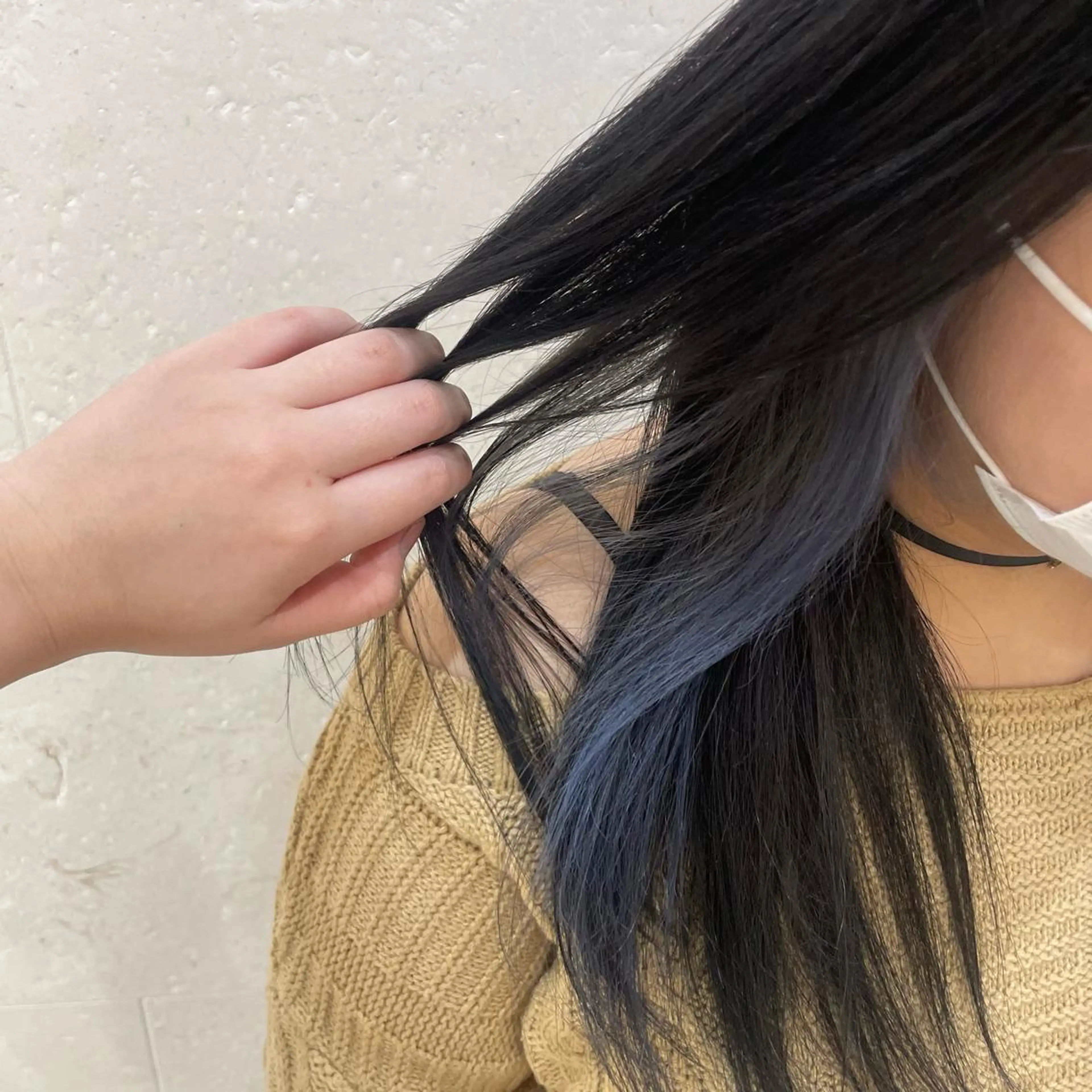 セミロング アイブロウ 安田 柚月のヘアスタイル