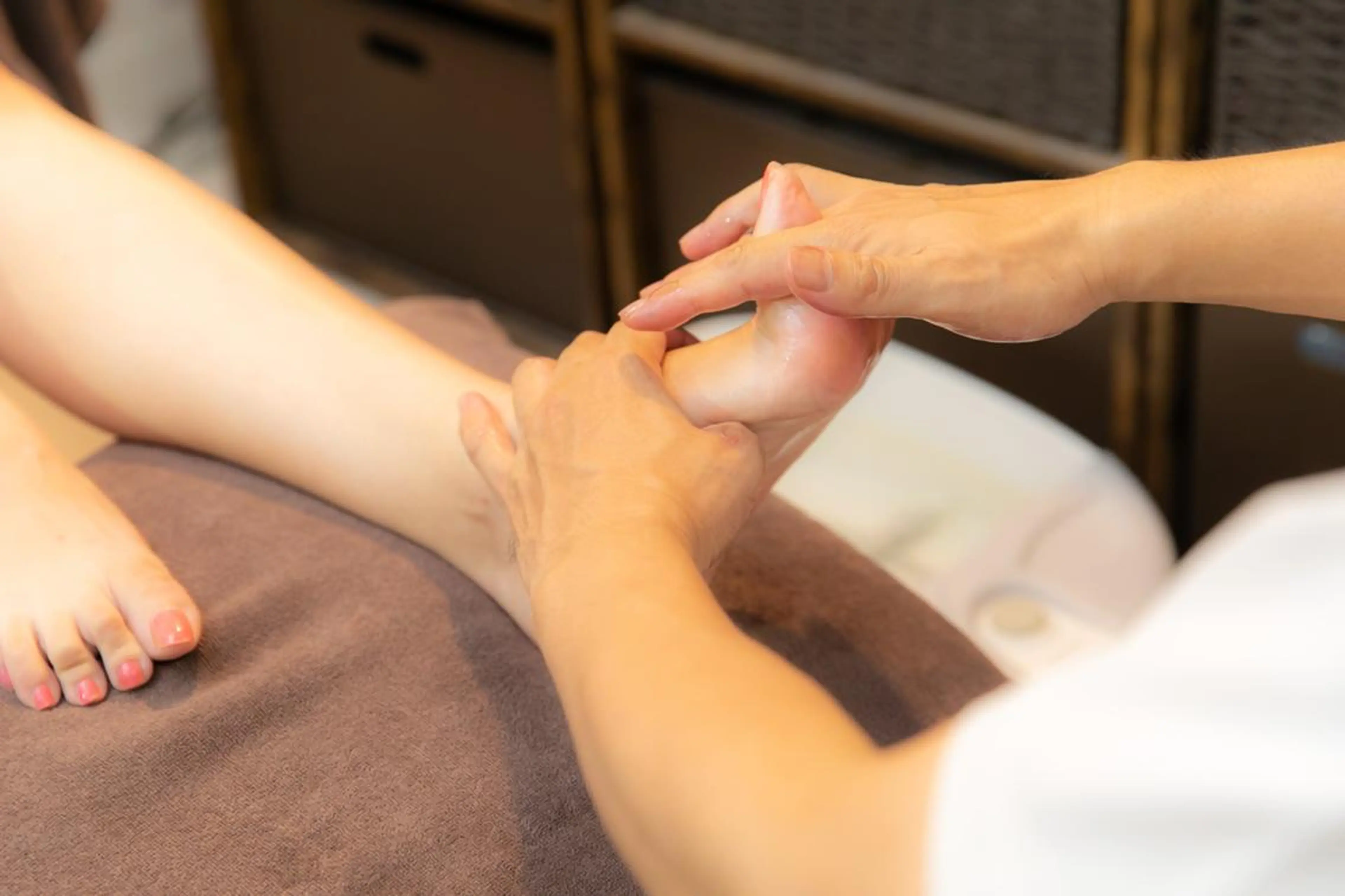 新規限定：血行促進！【 足つぼマッサージ 30分】＊一人一人に合った究極の痛気持ちいい！＊通常2200円の写真