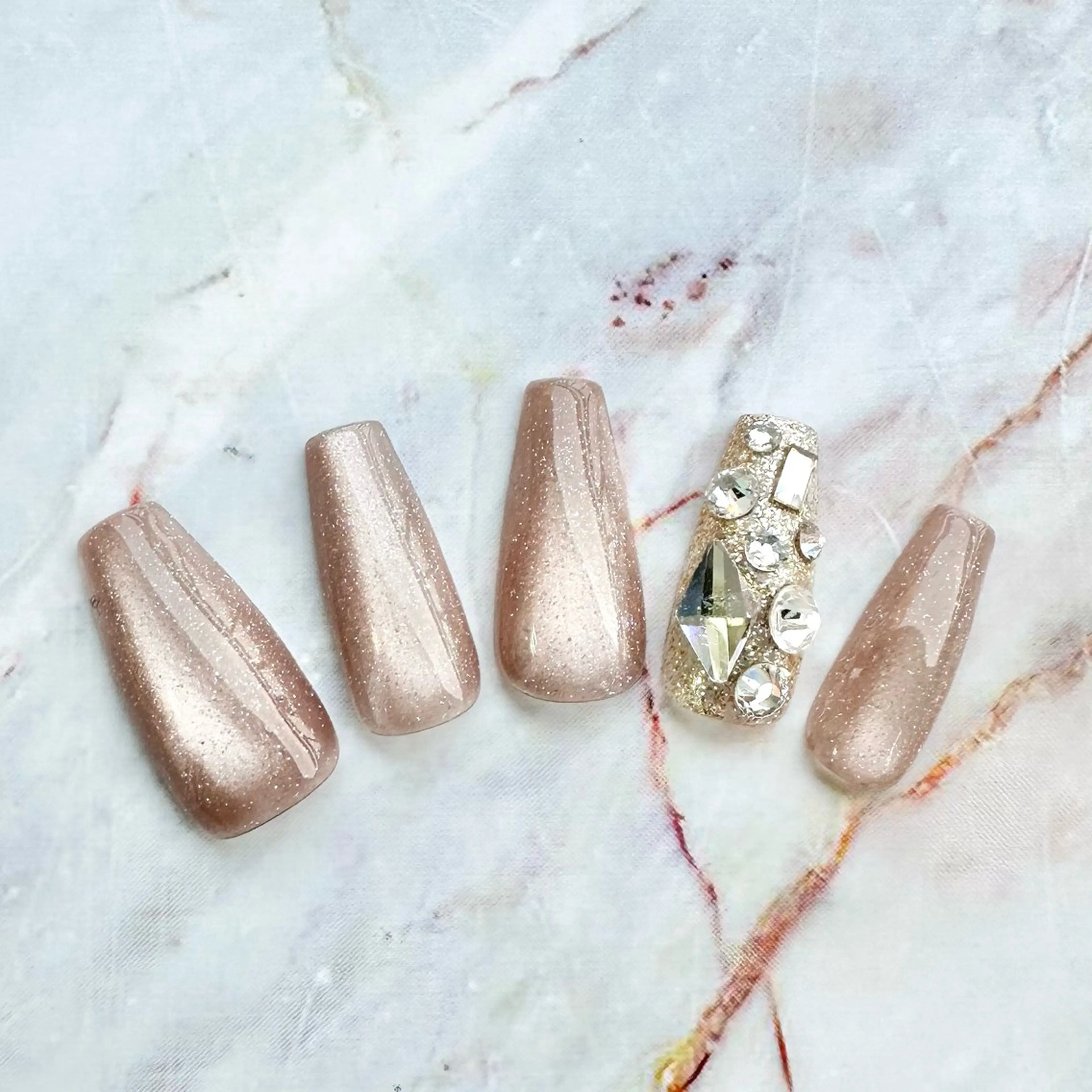 ネイル ハンドネイル ハンドケア ètoile 目黒店のネイルデザイン