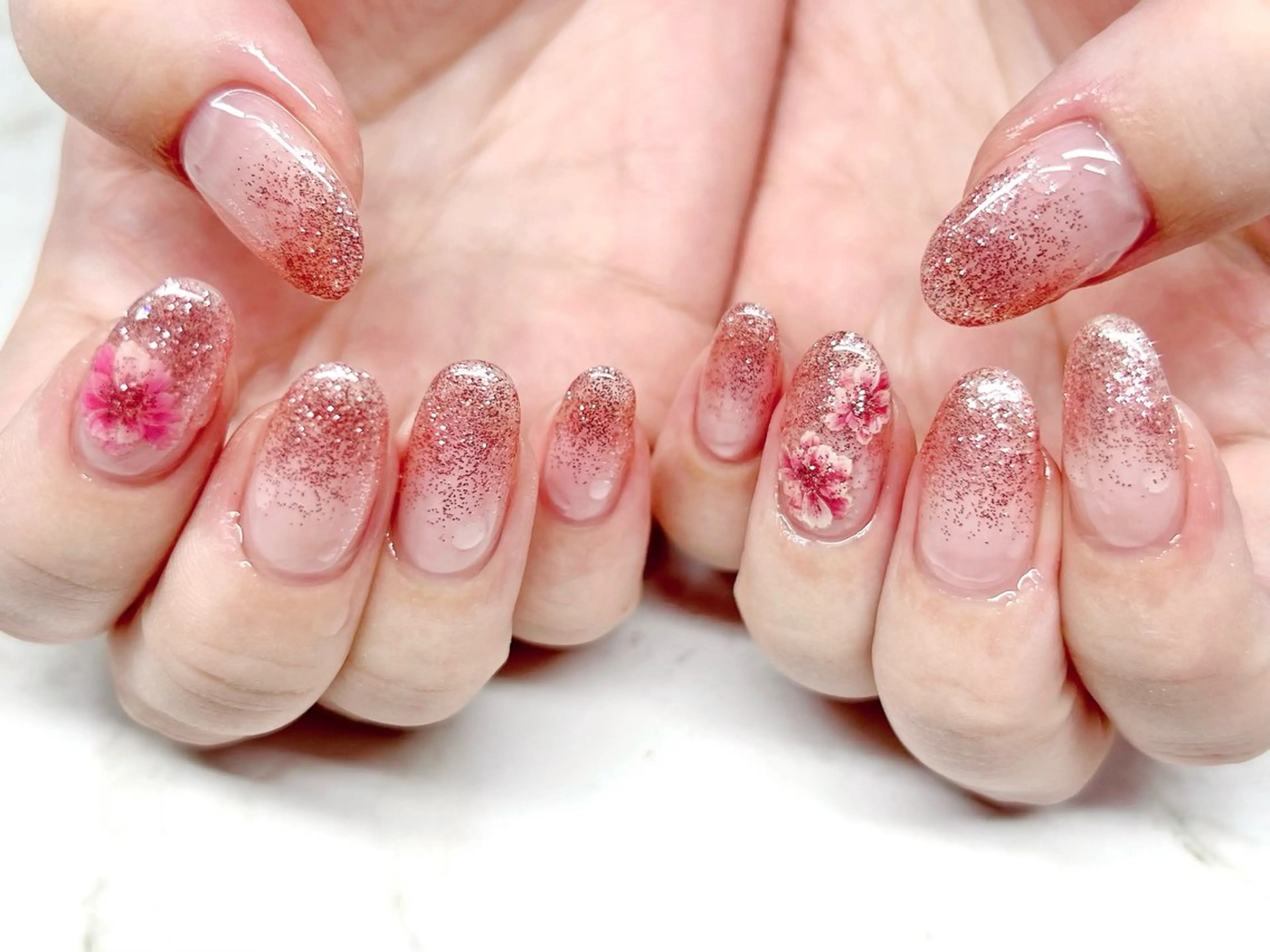 ネイル ラメ(グリッター) ラメグラデーション ワンカラーネイル NailSalon MAHINAのネイルデザイン