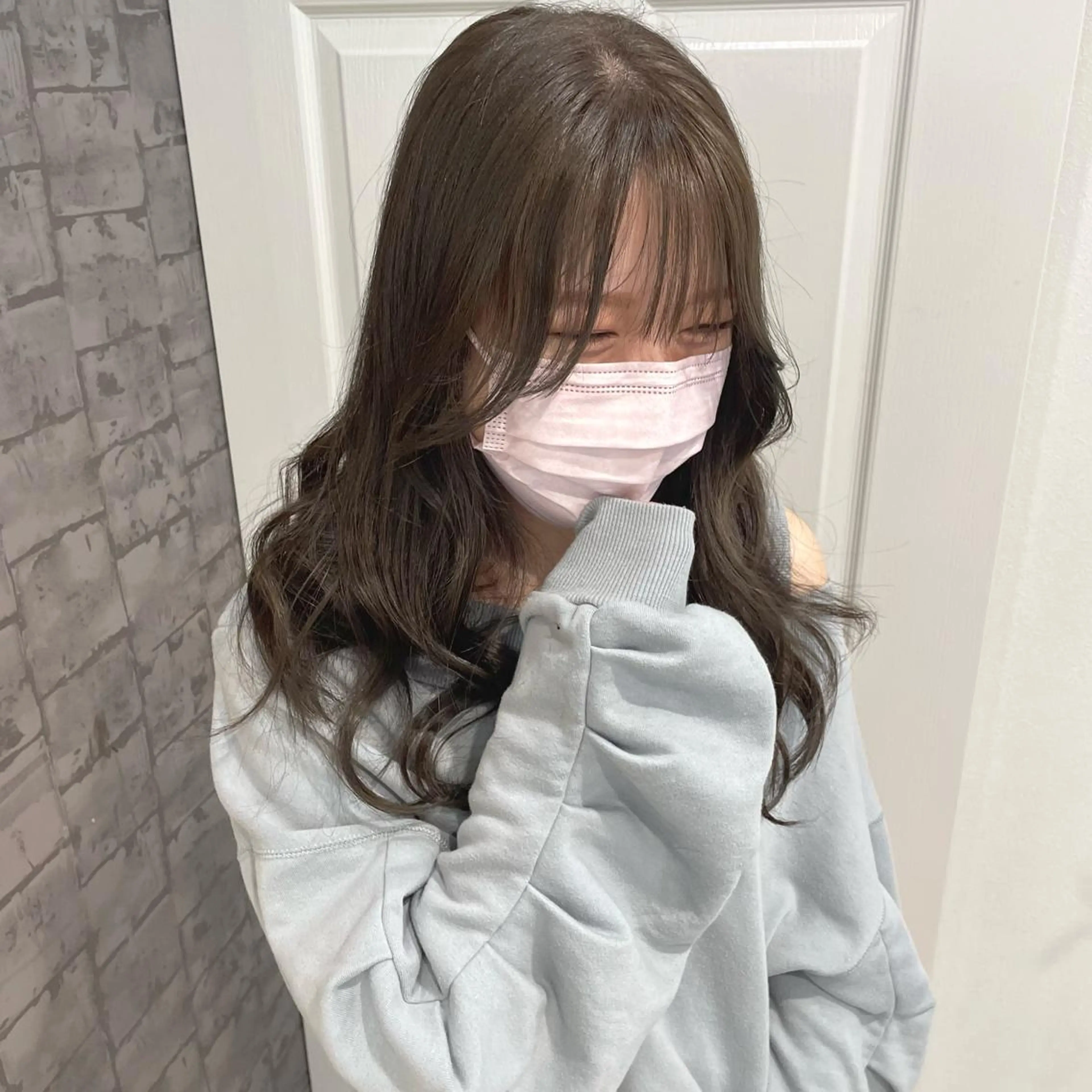 セミロング rina／ベージュ ワンホン/韓国ヘアのヘアスタイル