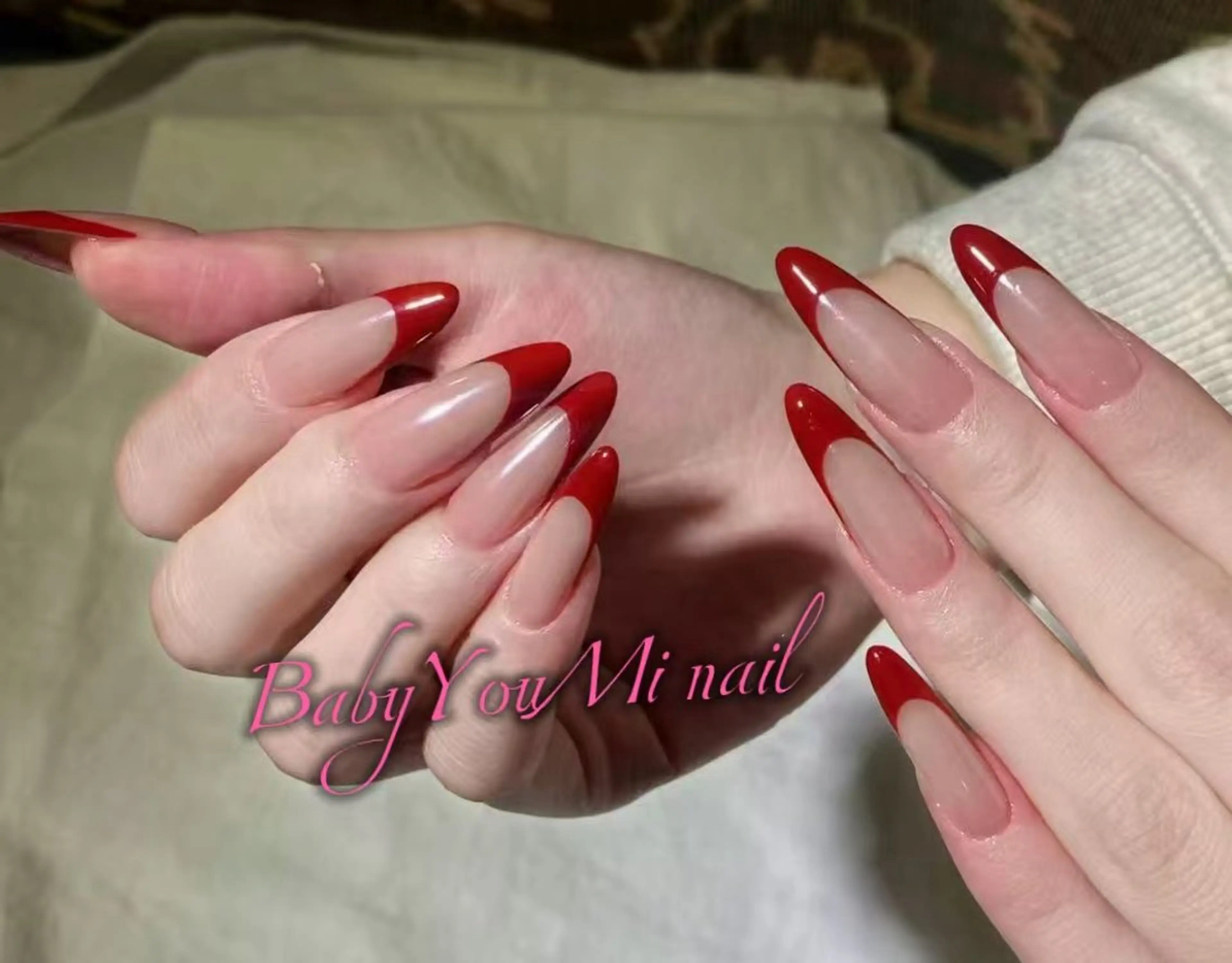 ネイル オーロラネイル 成人式 フットネイル フレンチネイル ジェルネイル ハンドネイル Oomiya 服部のネイルデザイン