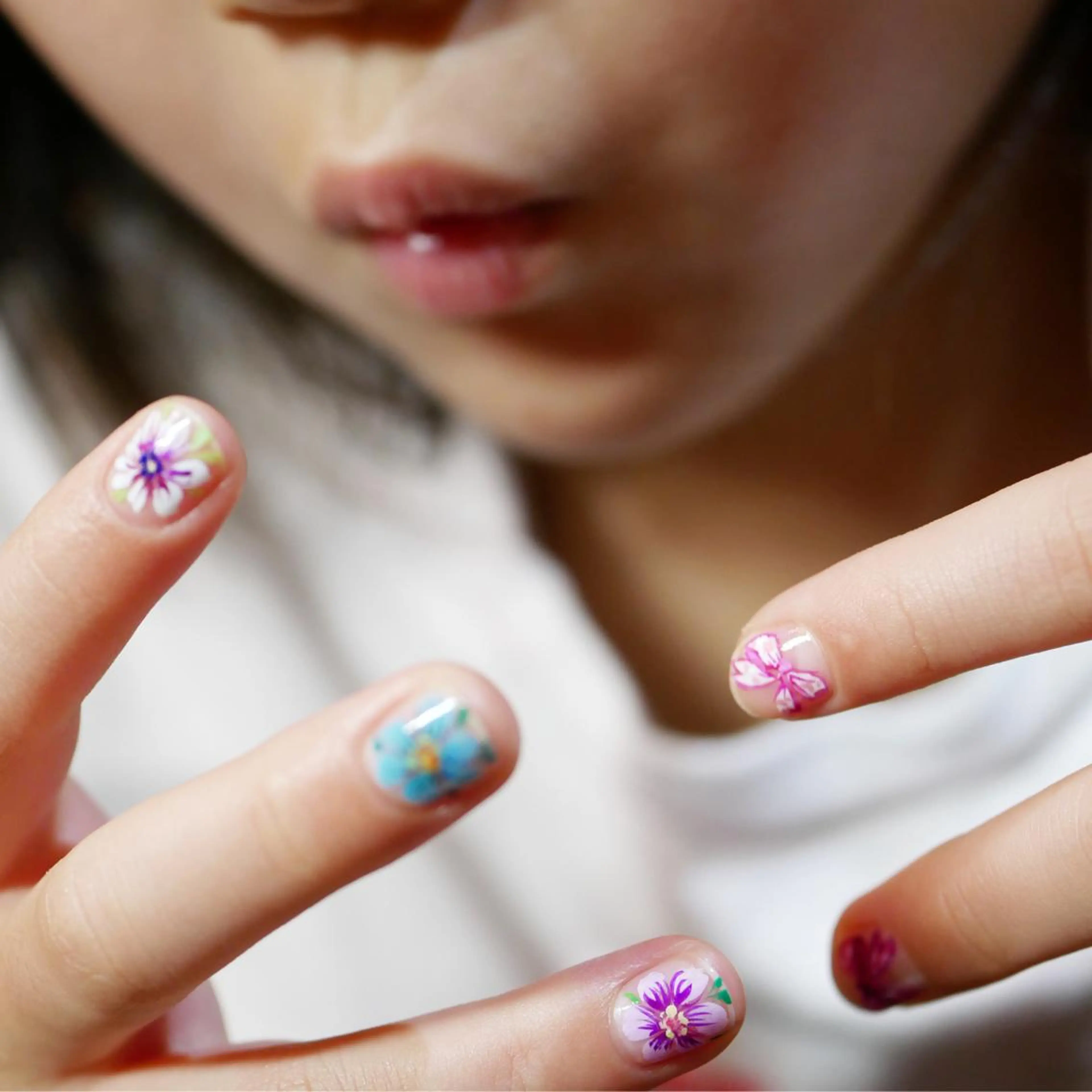 子供ネイル🧒リボン🎀かお花🌸アート【5本】の写真
