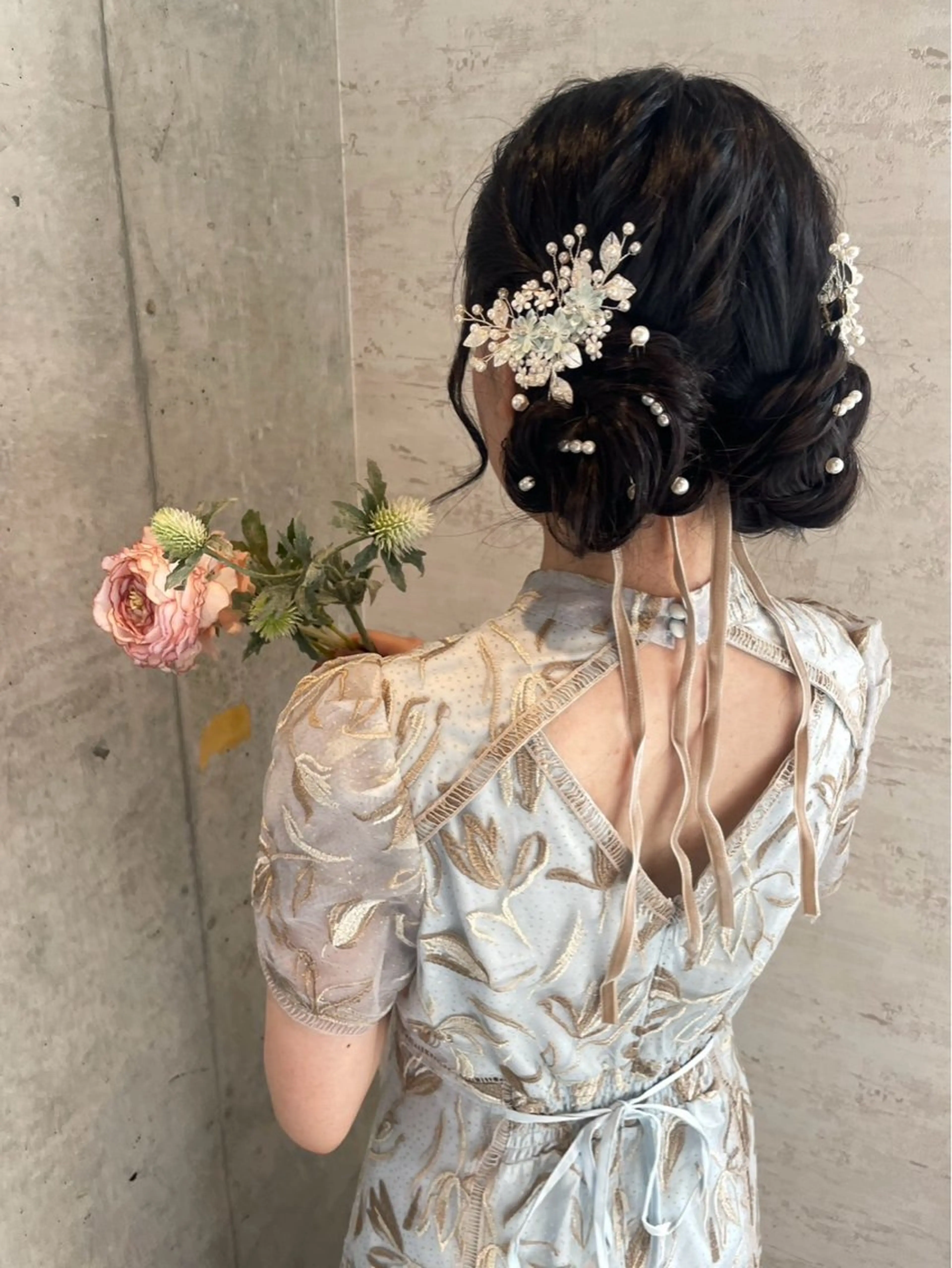 ロング ヘアアレンジ 髪飾り ヘアセット Reve  resort所属・美髪× ヘアセット✨Araiのヘアスタイル