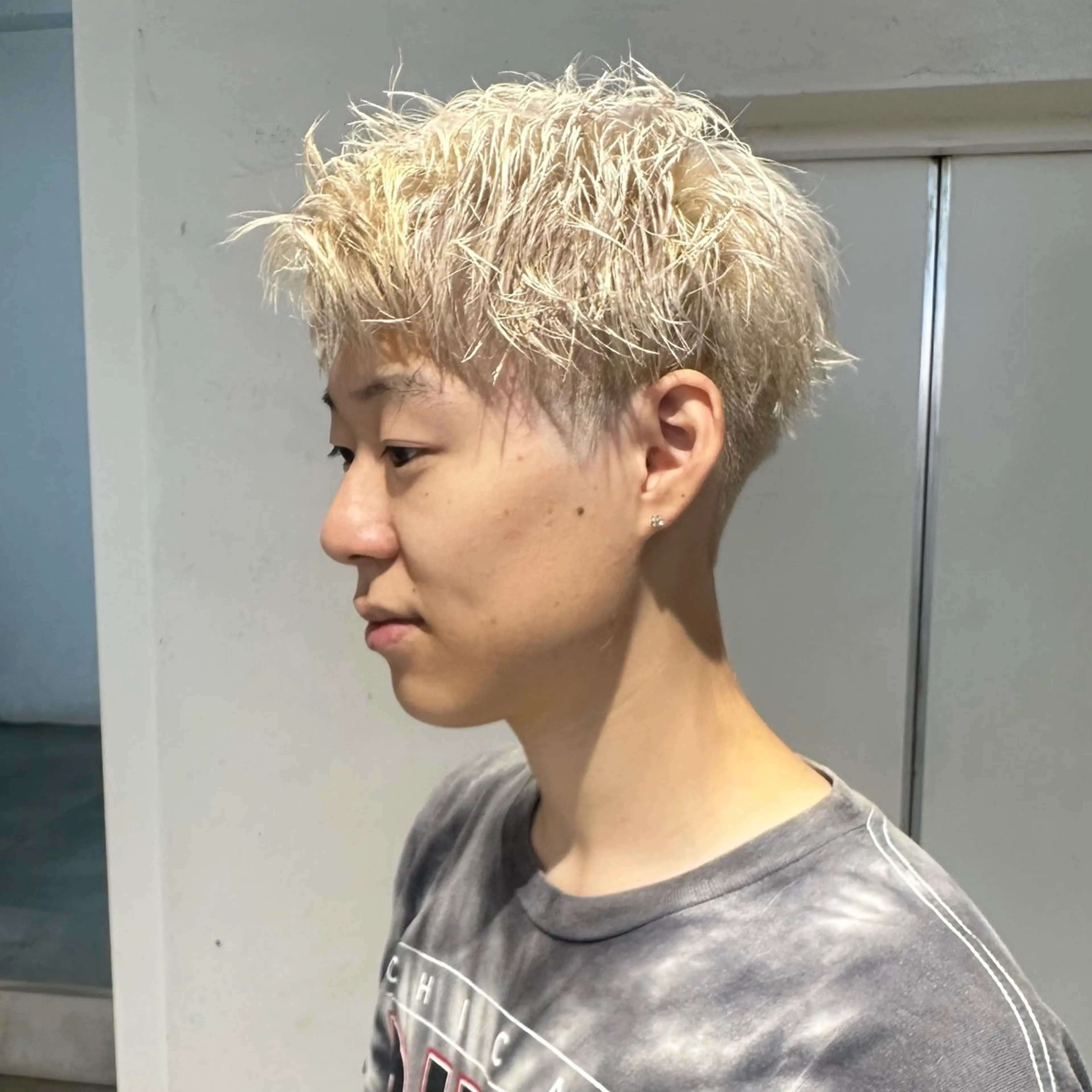 カラー メンズ カット ヘアカラー ハイトーン/パーマ/ メンズ / 櫻本🌐のヘアスタイル