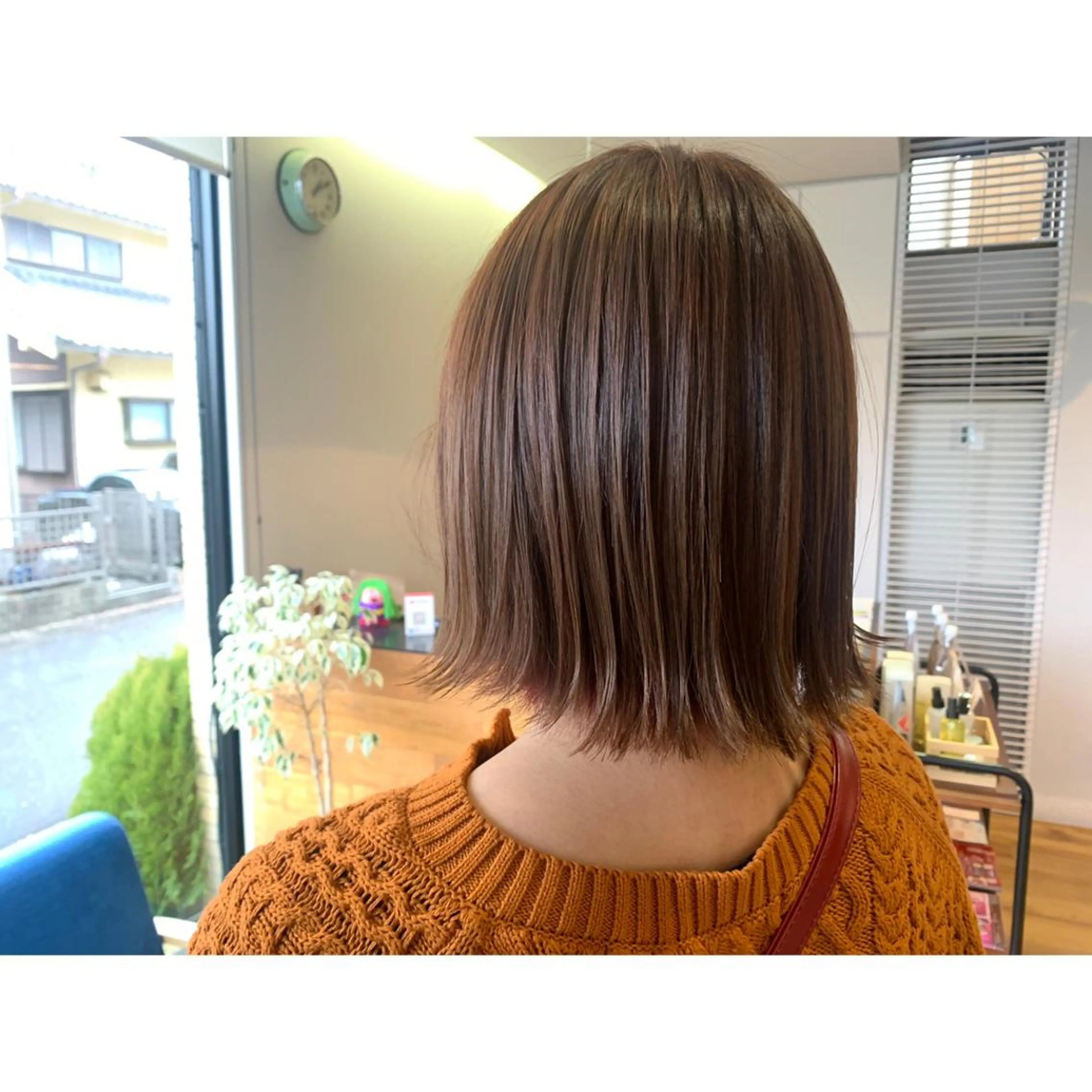 ショート カラー アッシュ ヘアカラー トリートメント ツキダテ ユイのヘアスタイル