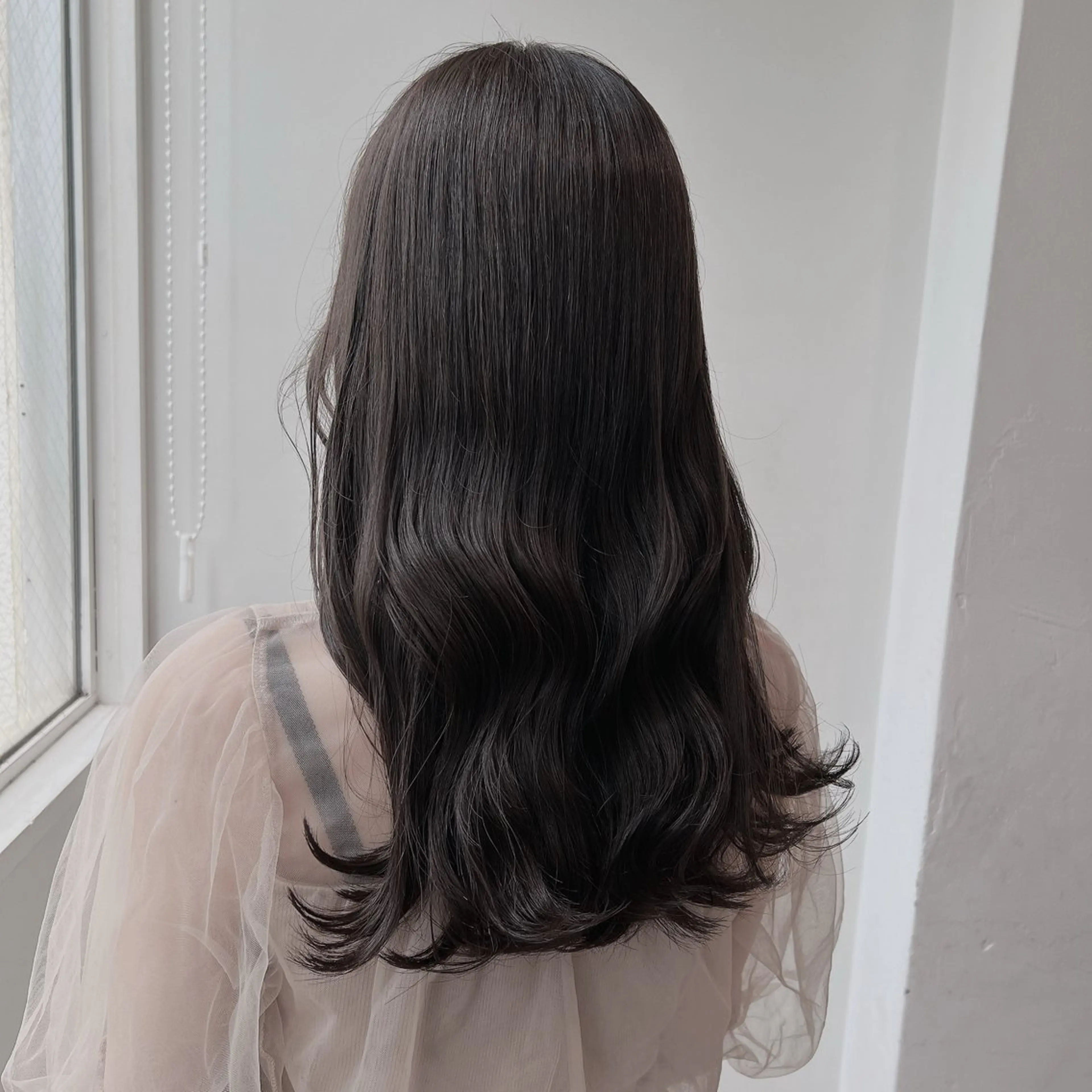 ロング カラー カット ヘアカラー トリートメント 𓏸レイヤー髪質改善 透けカラーカノン🫧のヘアスタイル