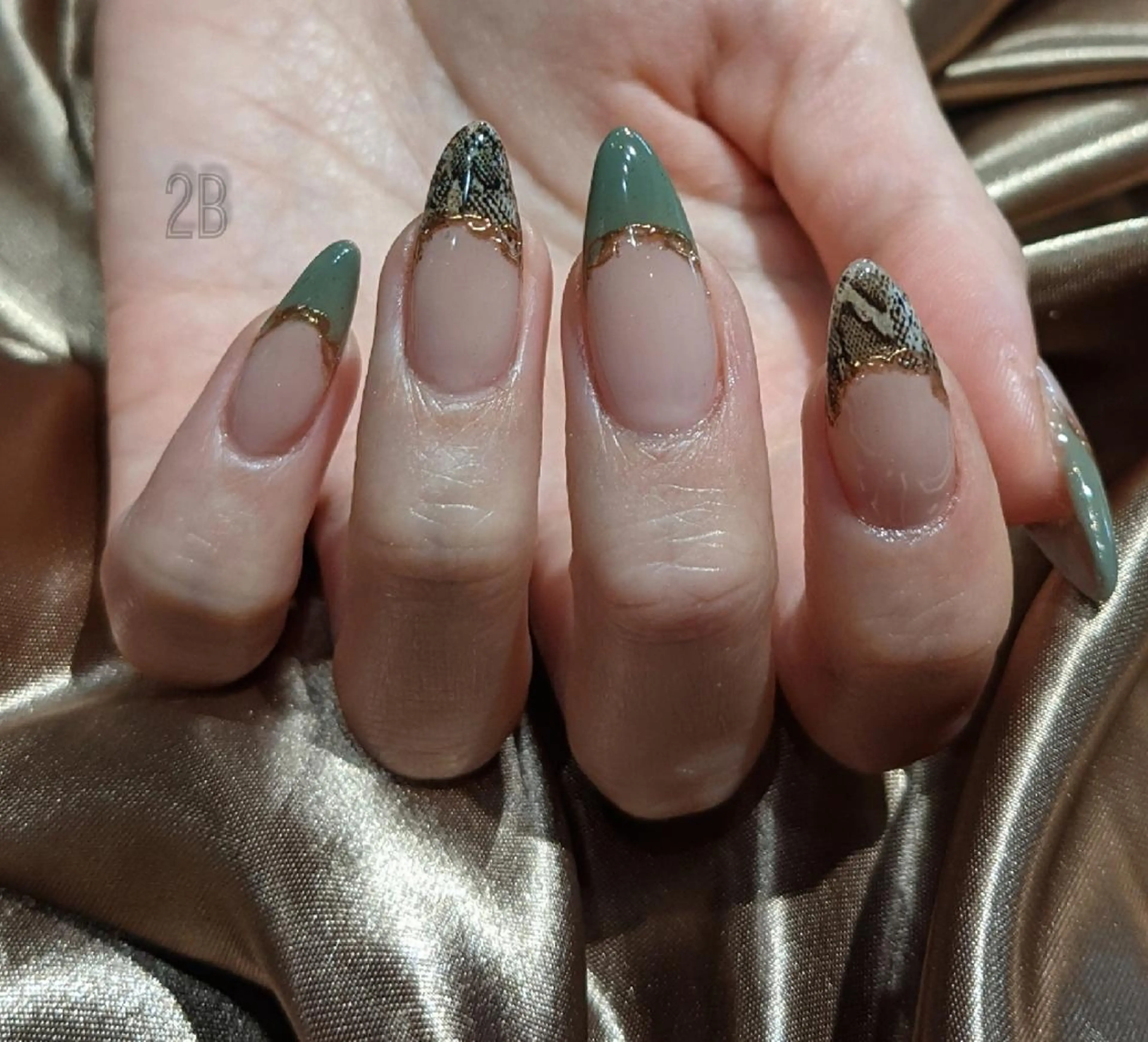 ネイル フレンチネイル 2B__nails ニービー京都伏見区のネイルデザイン