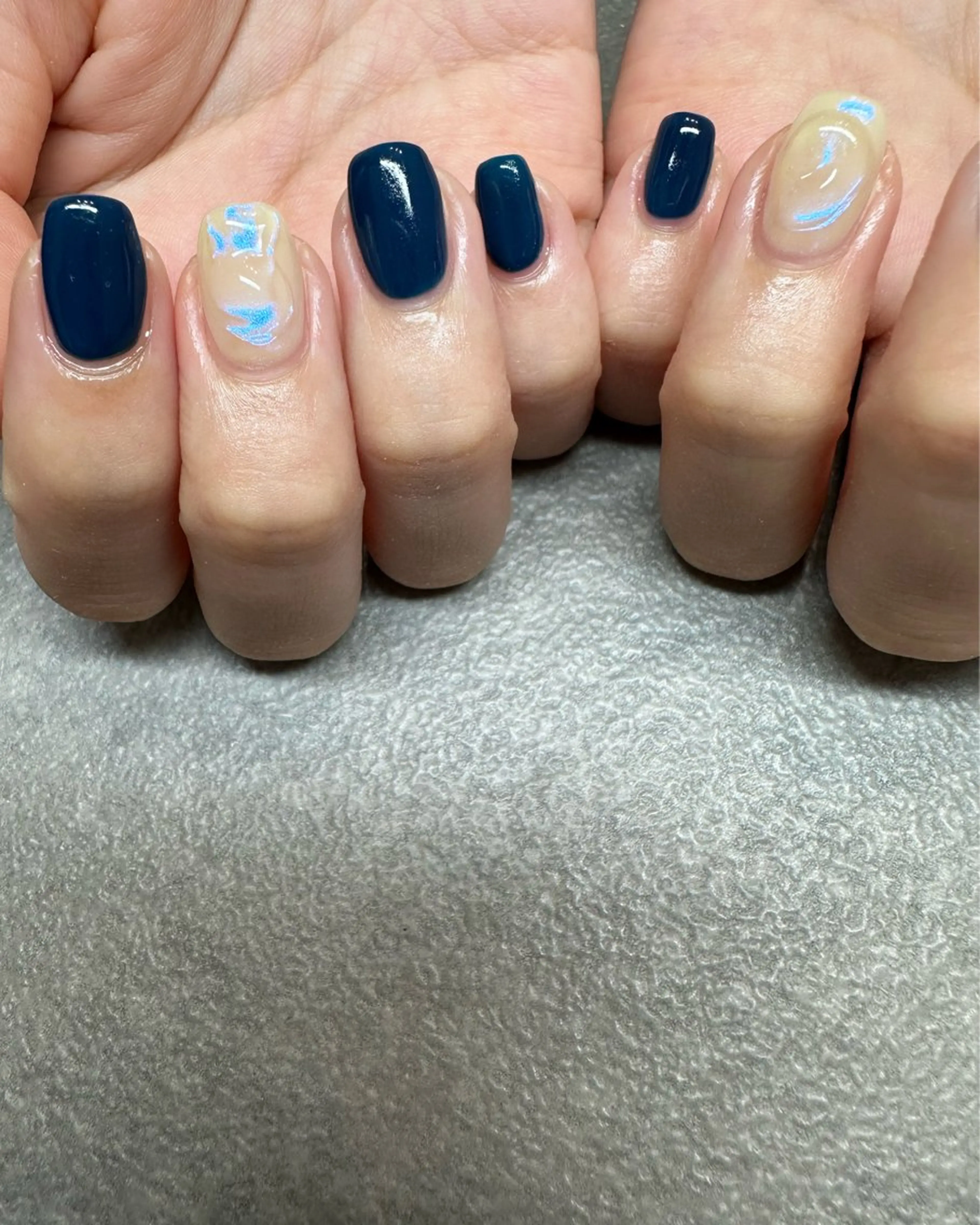 ネイル 氷ネイル・うるうるネイル ハンドネイル フットネイル kiii.__ ✴︎*のネイルデザイン