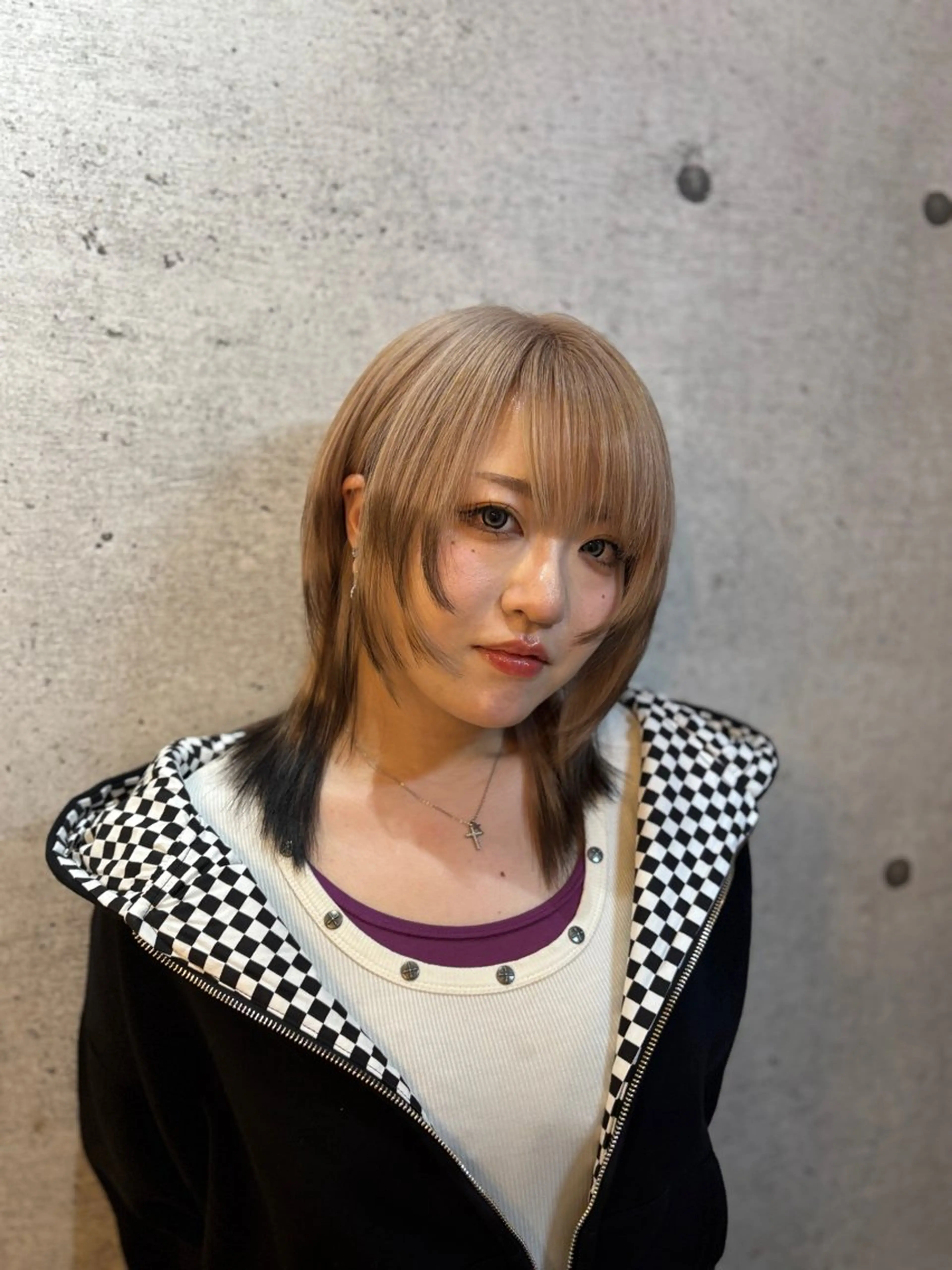 ミディアム カラー Rio/ハイトーン/ 髪質改善🫧のヘアスタイル