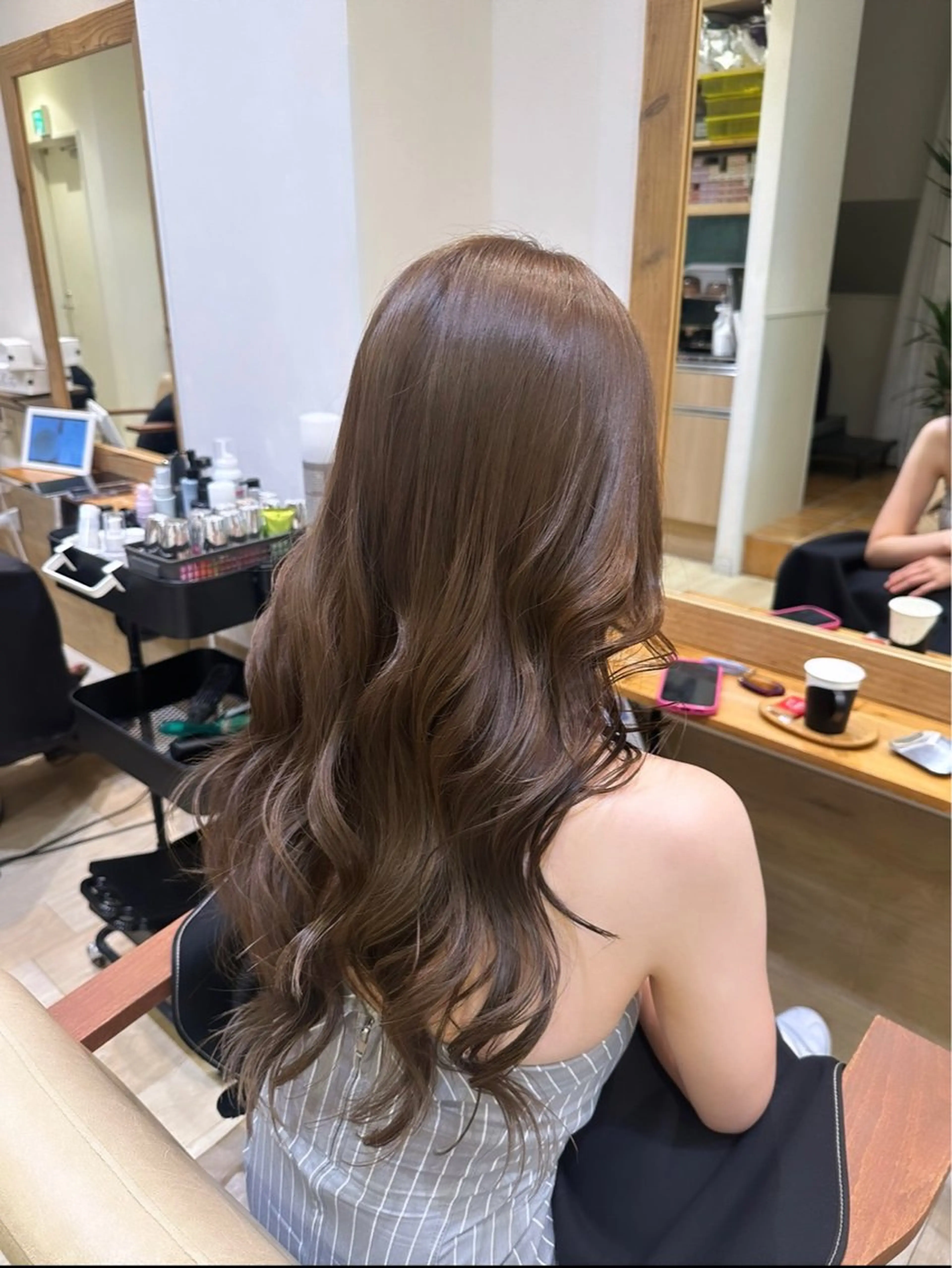 ロング カラー ベージュカラー ブリーチなしカラー RURI🩵のヘアスタイル