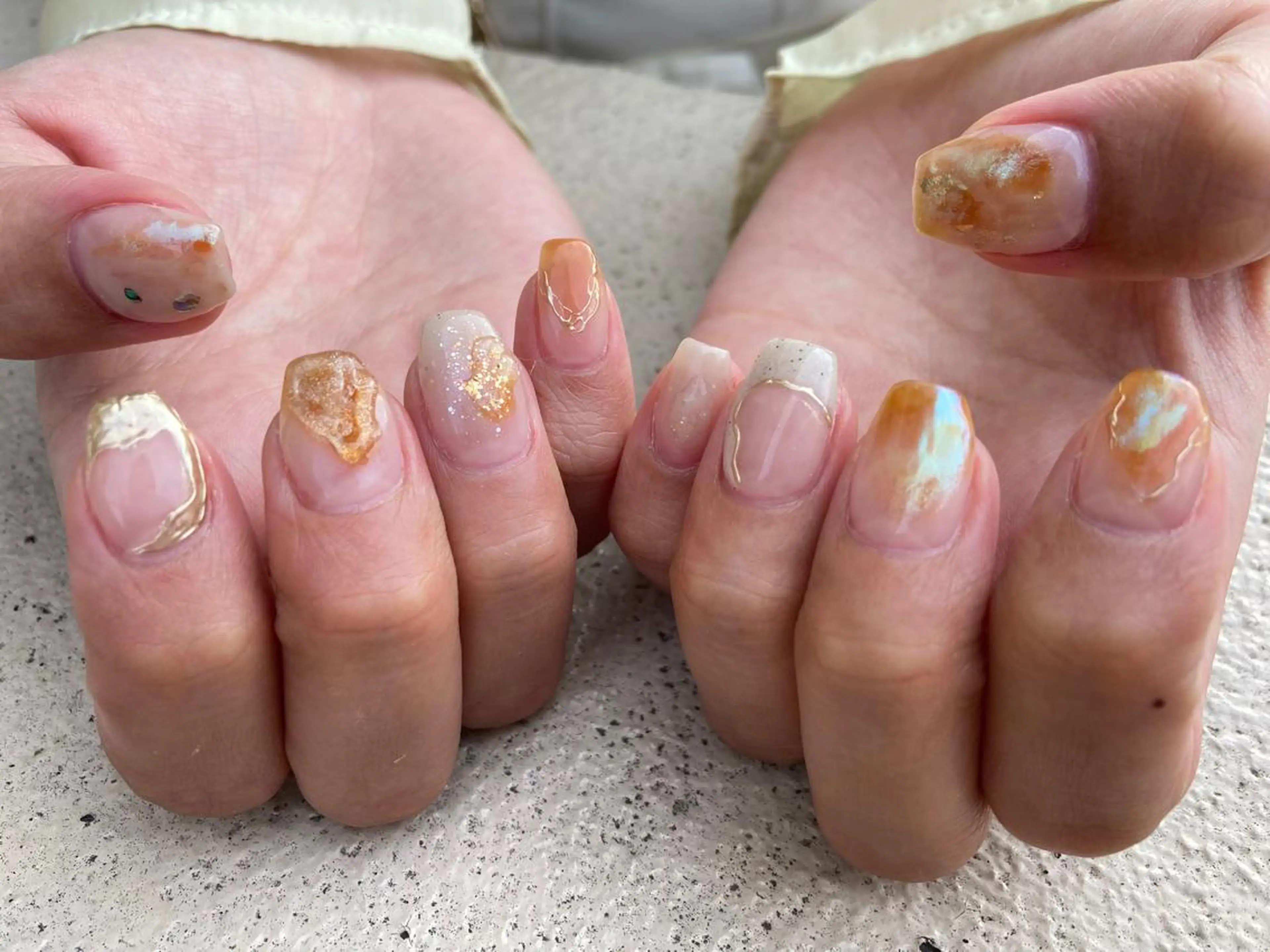 ショート ネイル ハンドネイル フットネイル ✴︎ Delightのネイルデザイン