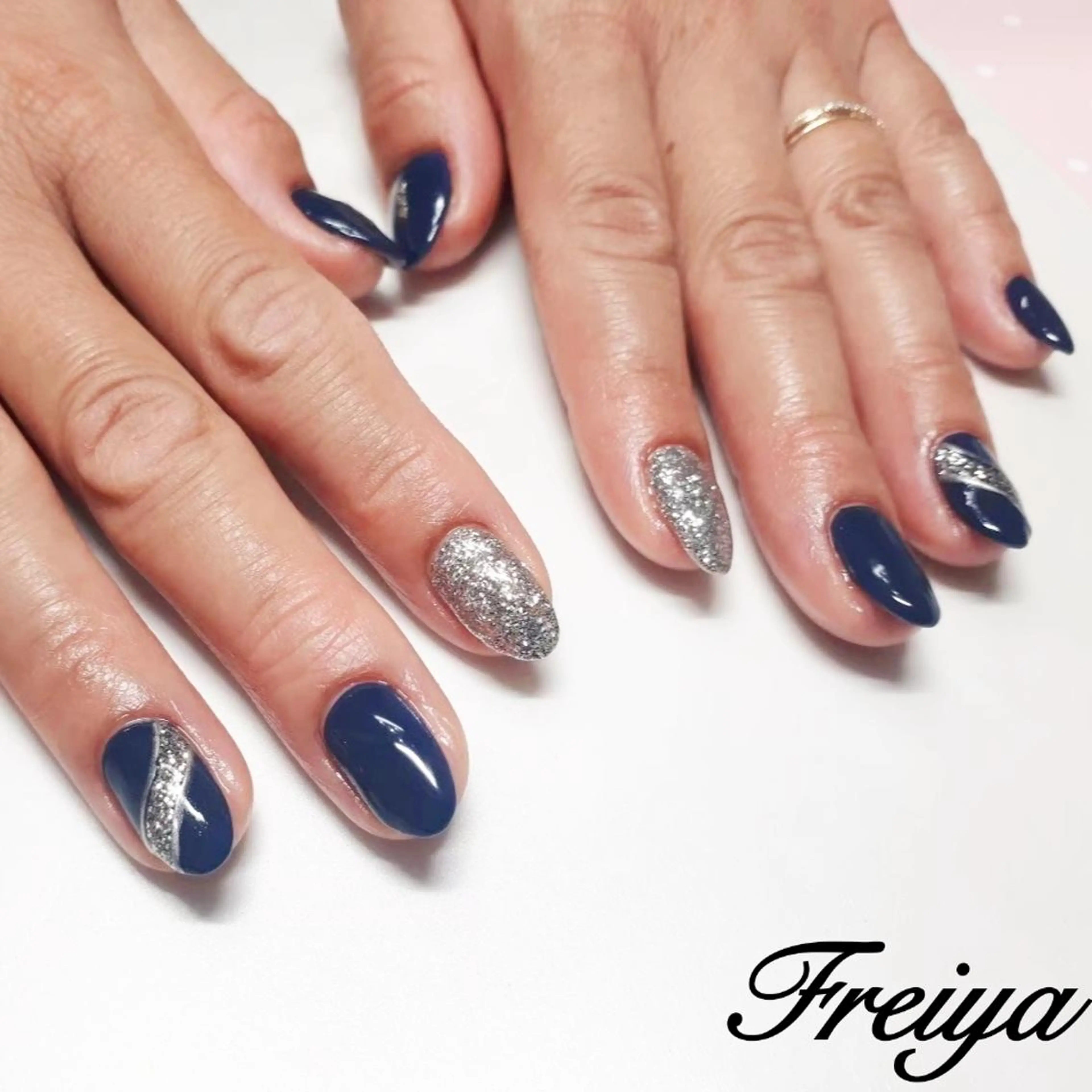 ネイル FREIYA所属・FREIYA マツエク、ネイルのマツエク・マツパデザイン