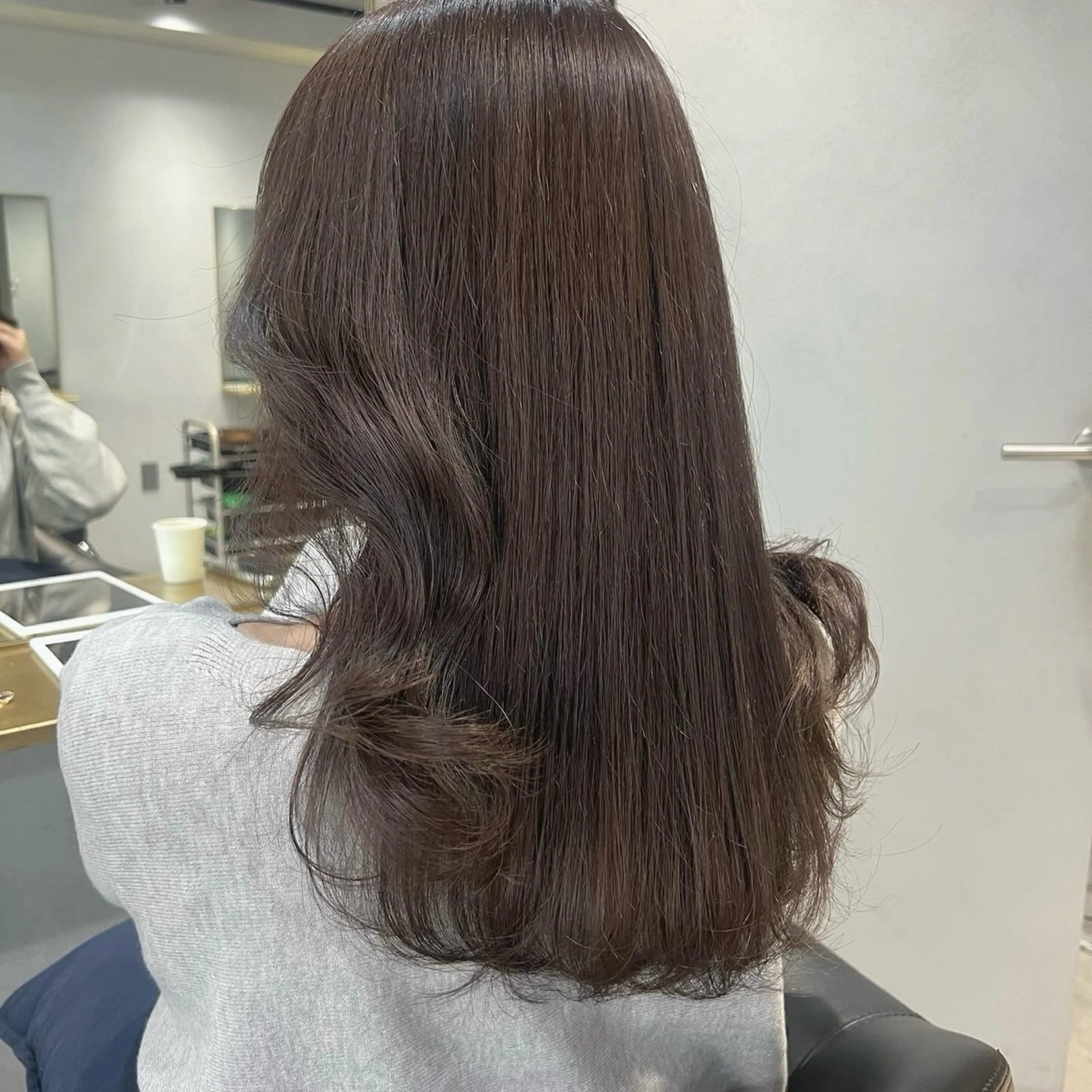 セミロング カラー ブラウンカラー ヘアカラー トリートメント akane/ベージュ /オリーブ/ブラウンのヘアスタイル