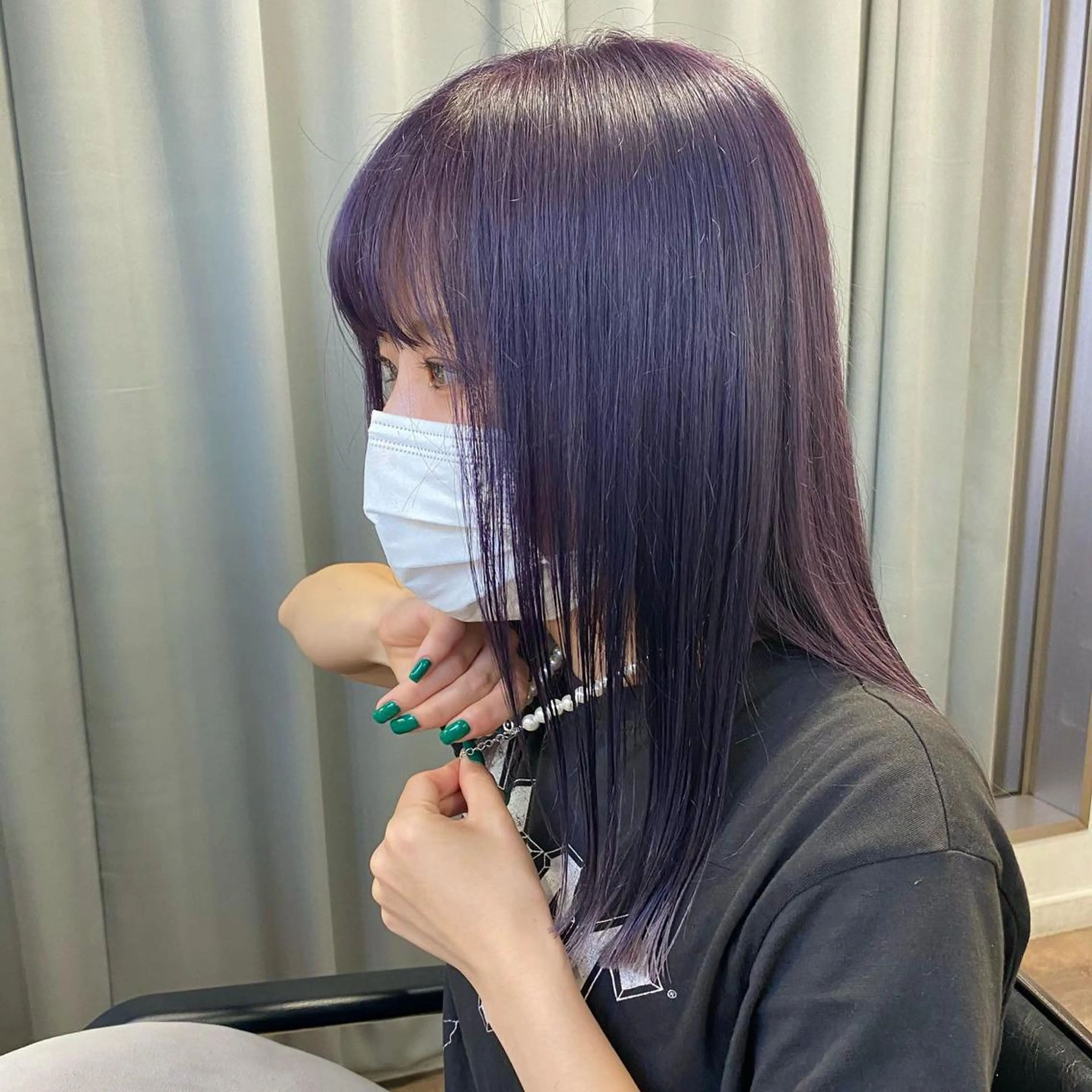 ミディアム カラー 梅田ハイトーン チダ ヒナノのヘアスタイル