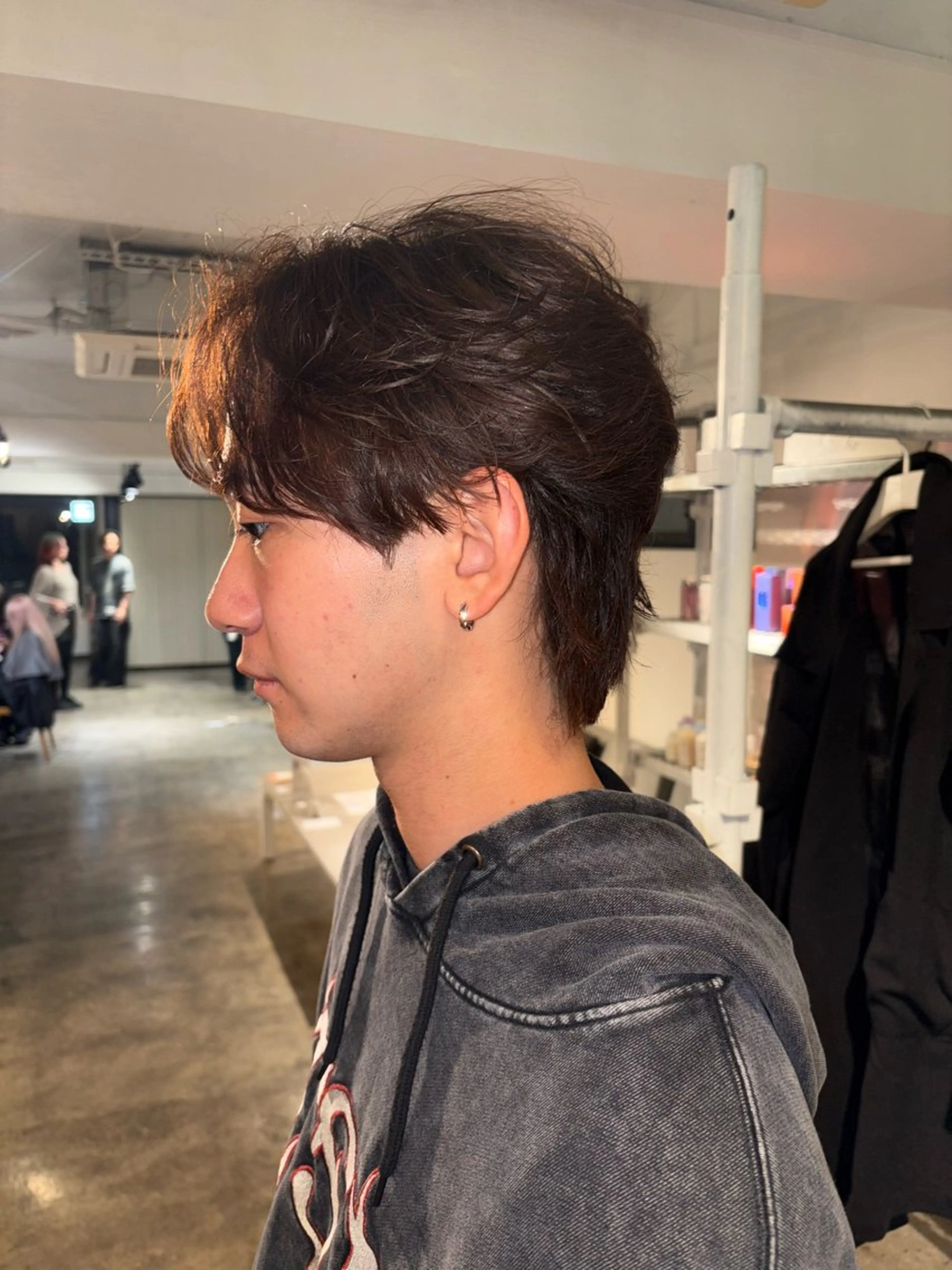 ショート カラー メンズ センターパート ダウンパーマ フェザーパーマ カルマパーマ メンズ韓国風 カット ヘアカラー become men's hair 名駅店所属・名駅/フェザーパーマ 韓国ヘア/森岡のヘアスタイル
